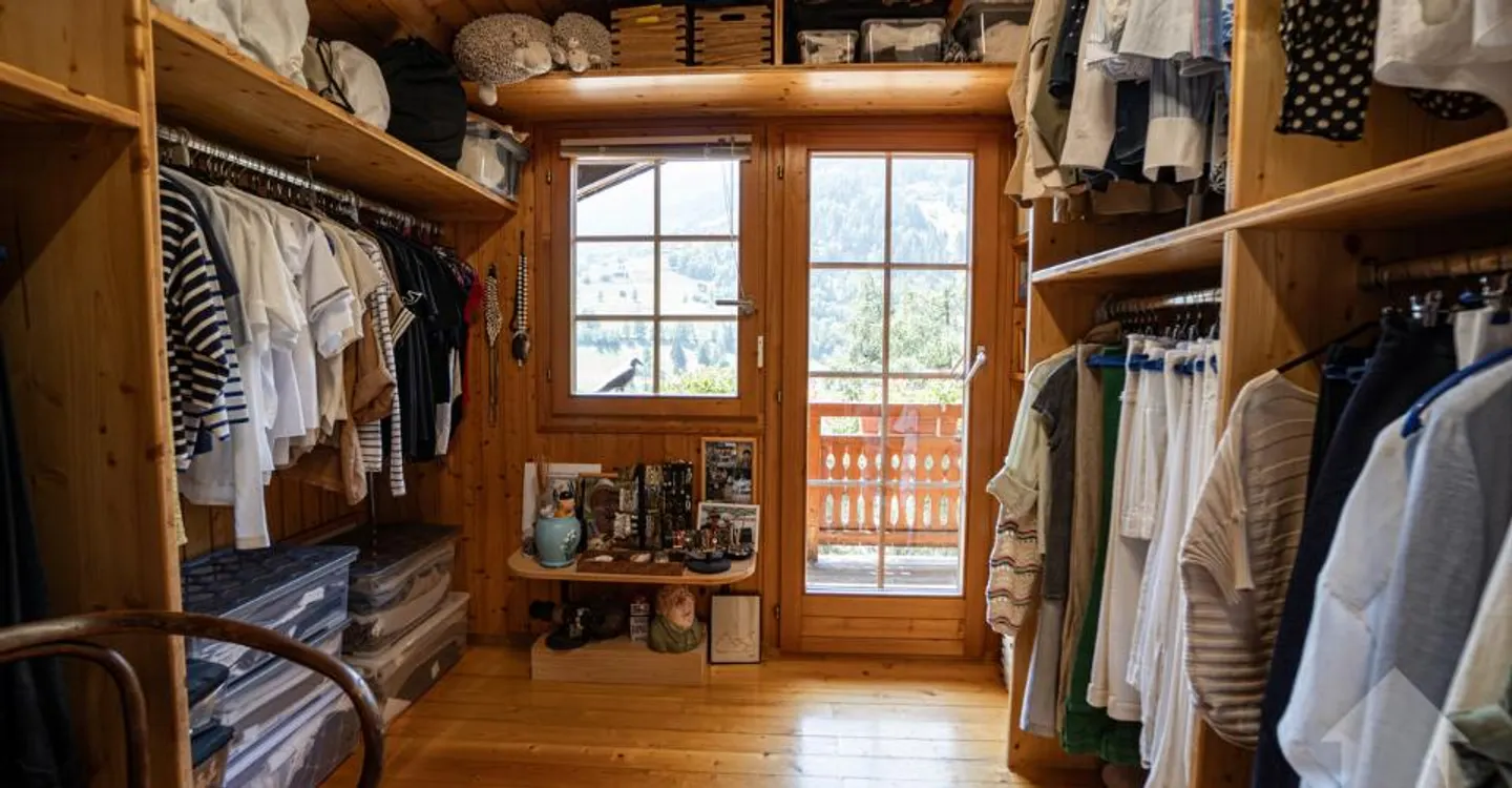 Adorabile chalet con bel giardino, garage doppio e viste splendide - Foto 6 di 11
