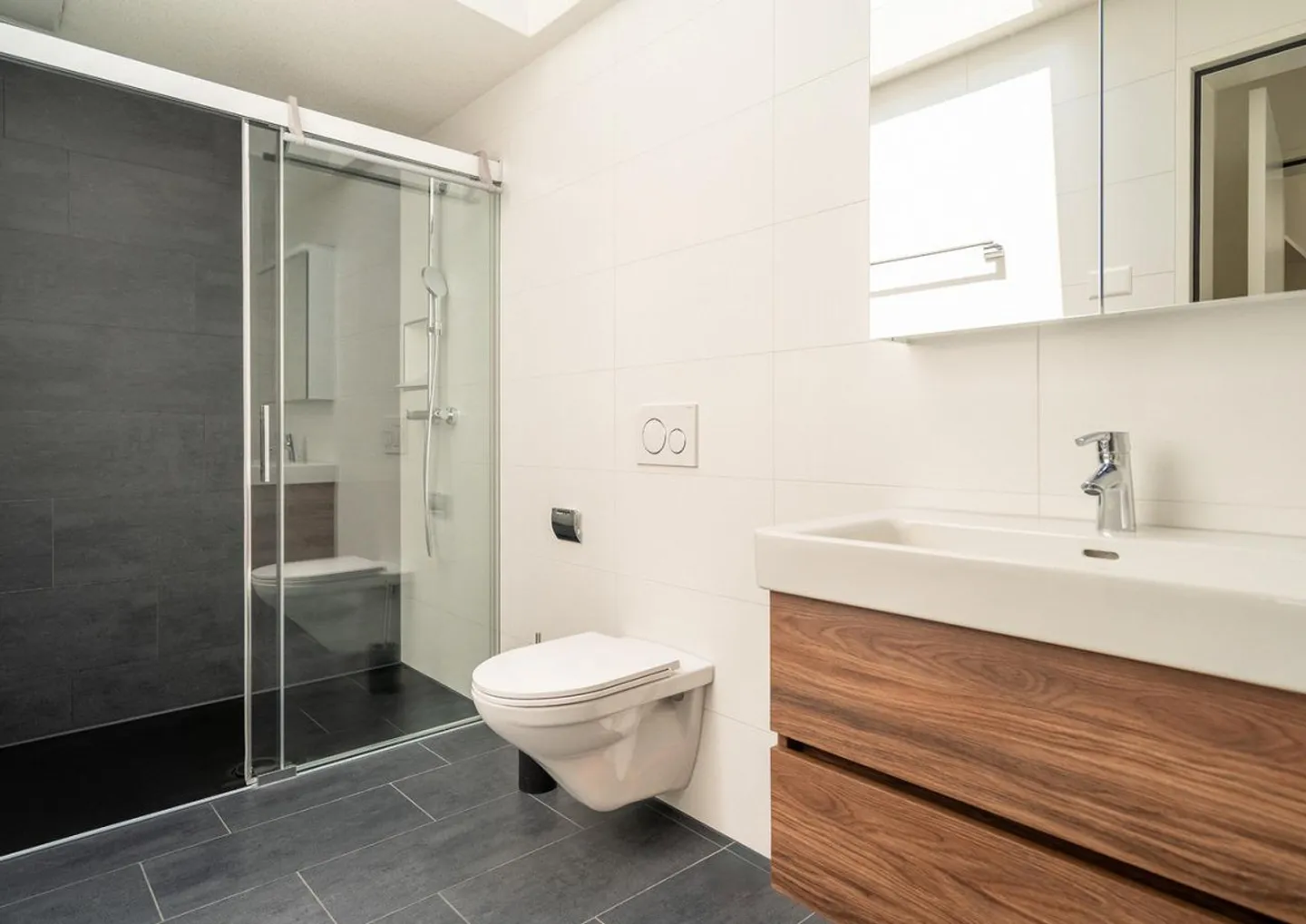 Stilvoll wohnen über dem Sarnersee - Foto 5 von 8