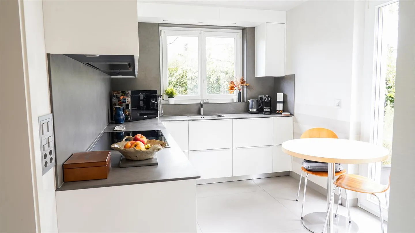 Magnifica casa unifamiliare con standard elevati a Losanna - Foto 7 di 19