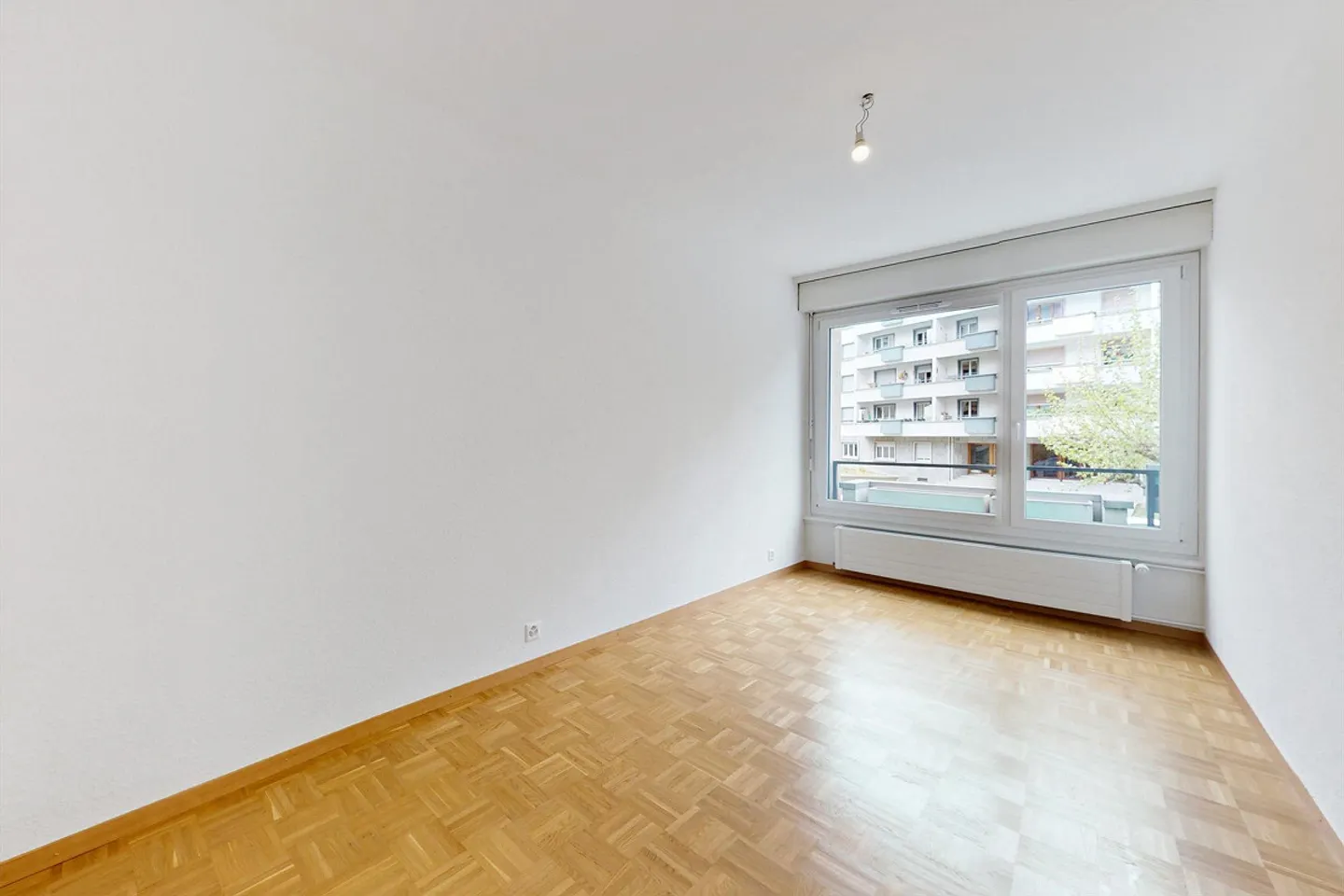 Grand appartement de 6 pièces - Photo 7 sur 7