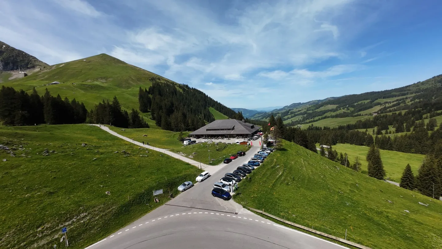 Restaurant Hotel Untere Gantrischhütte - Photo 5 of 12