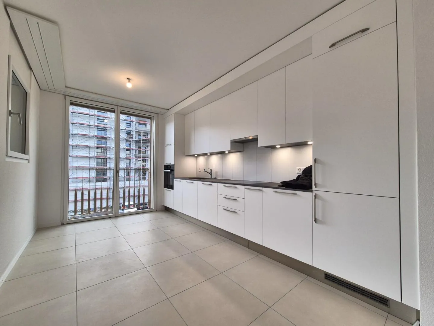 Berges 2 - 3.5 room apartment on the 2nd floor - Photo 3 of 10