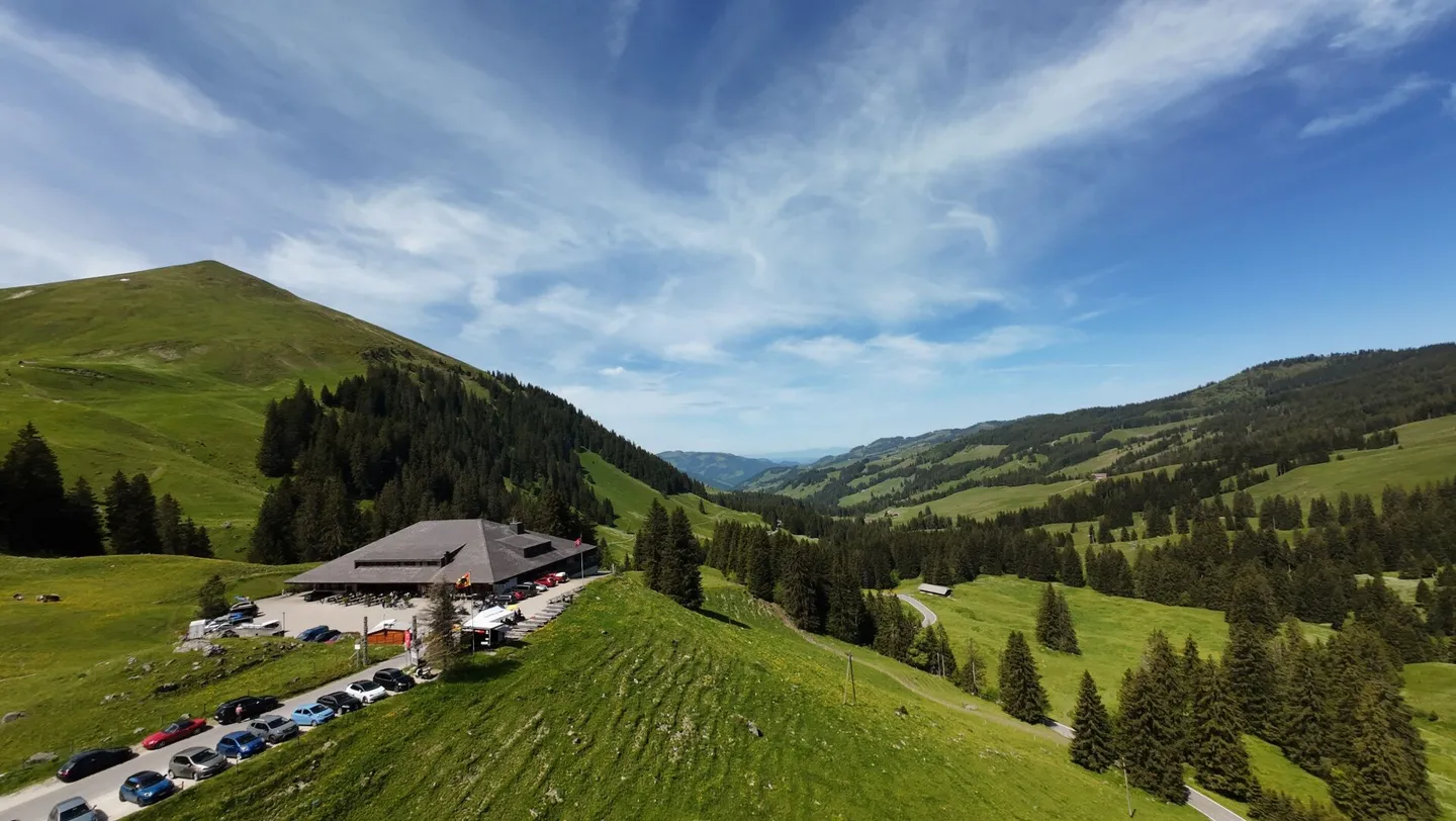 Restaurant Hotel Untere Gantrischhütte - Photo 11 of 12