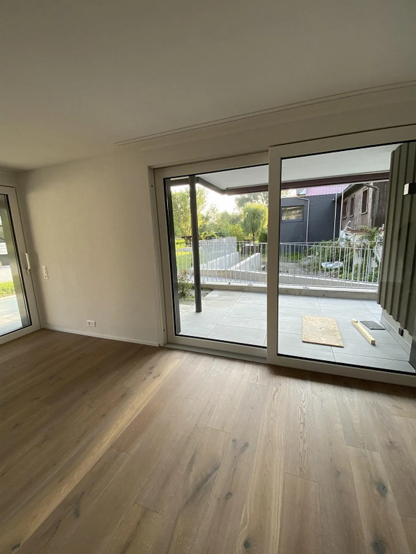 Exclusive residential location and apartment for rent in Altenrhein - Photo 3 of 9