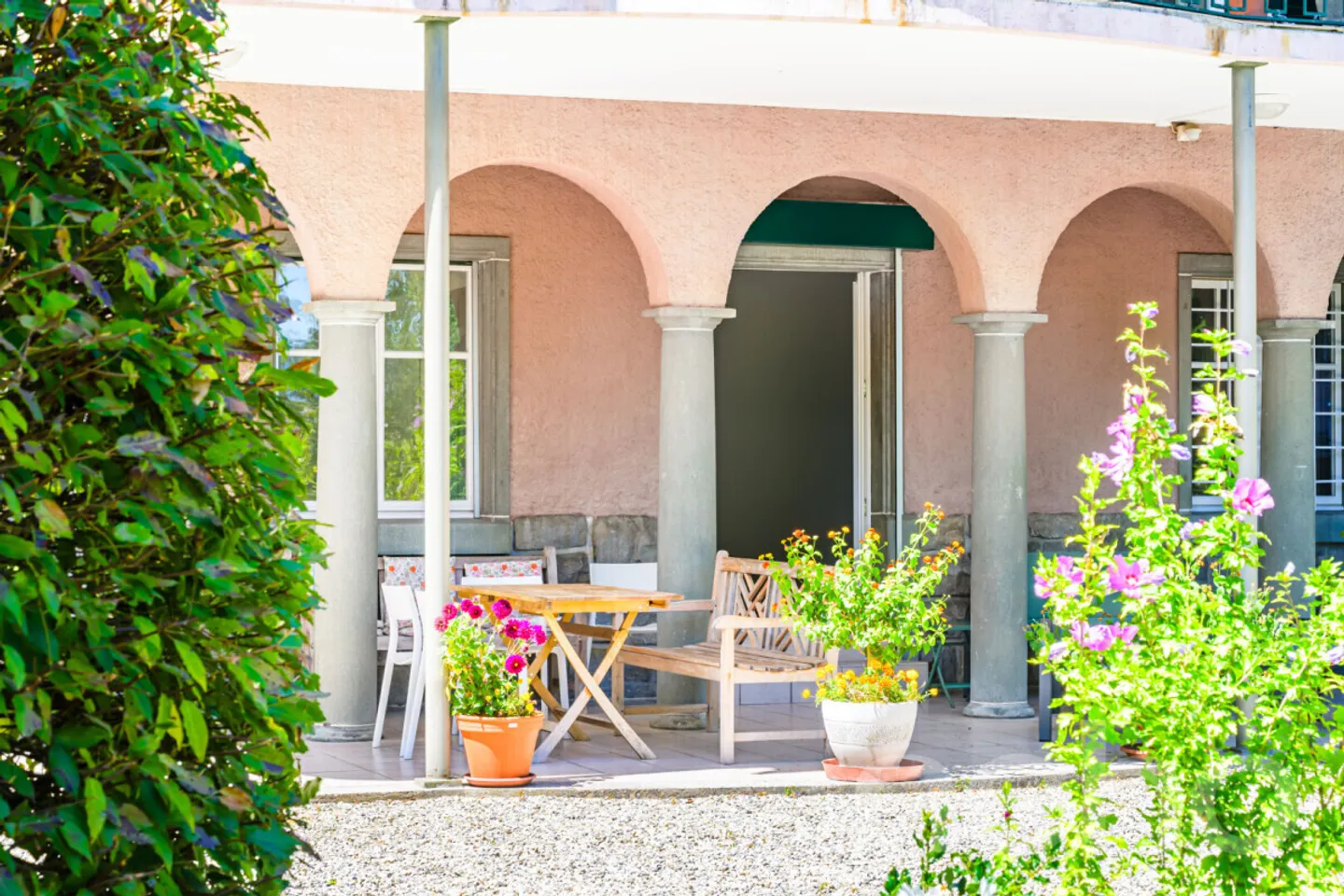 Appartamento caratteristico al piano giardino nel cuore di Losanna - Foto 11 di 12