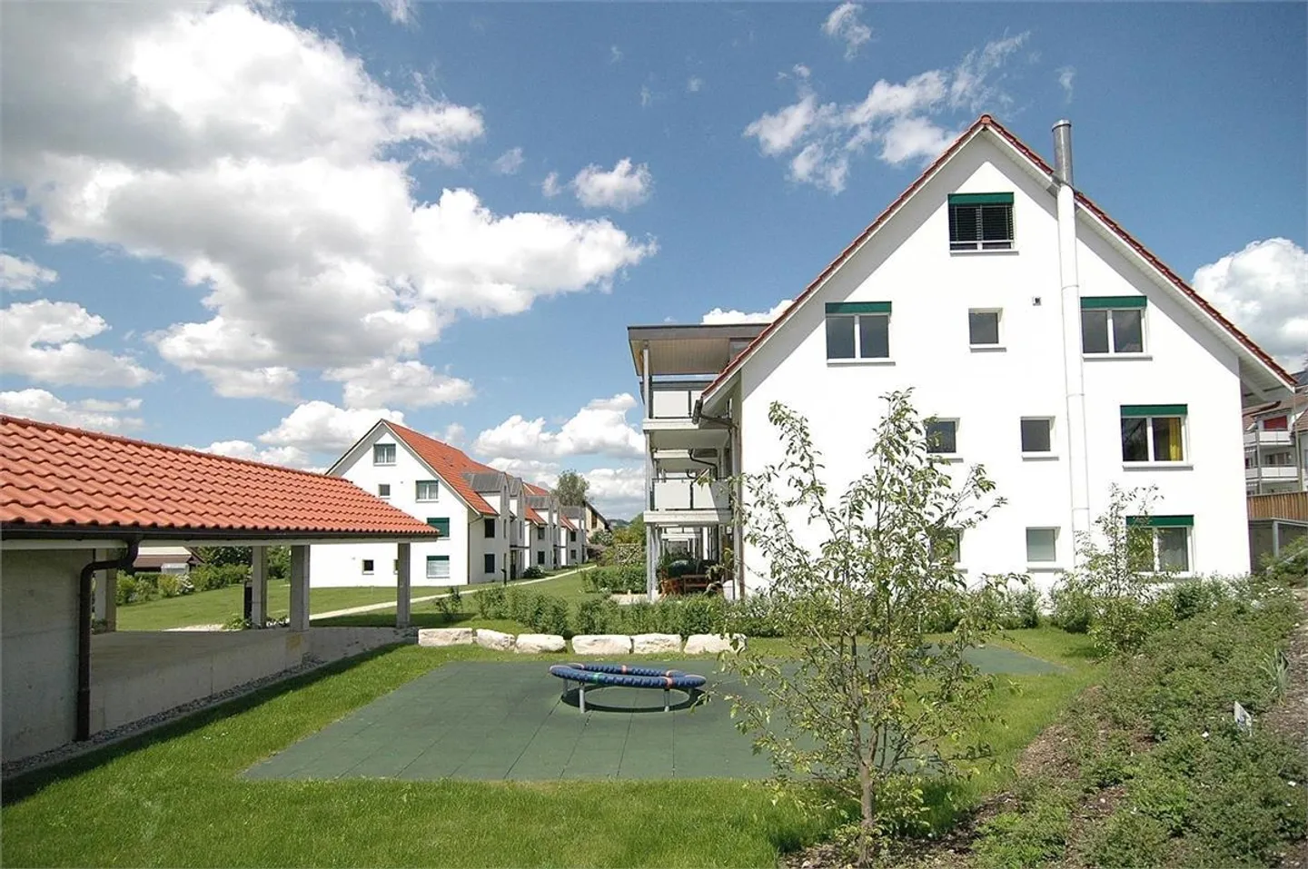 Sicherer Parkplatz in Bachenbülach - Foto 1 von 1