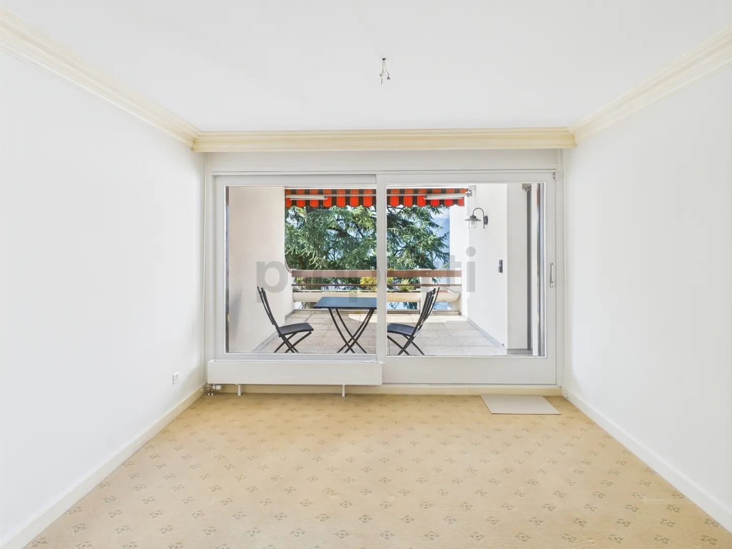 Prächtige 3.5-Zimmer-Wohnung mit Panoramablick in Montreux - Foto 1 von 12