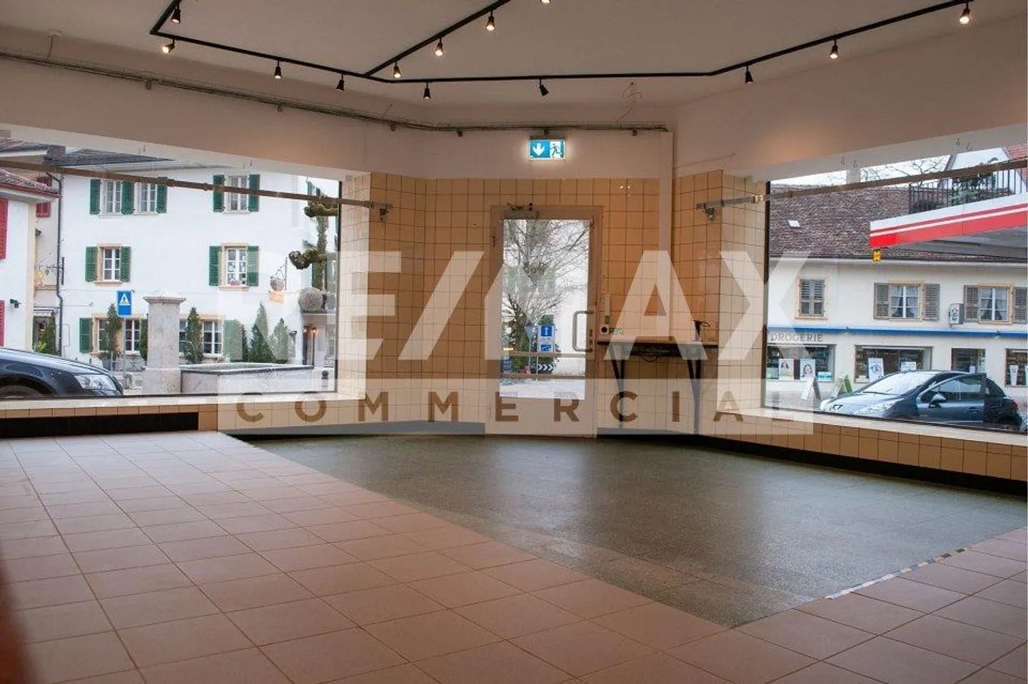 Ausstellungsraum, Lokal oder Büro - Foto 3 von 12