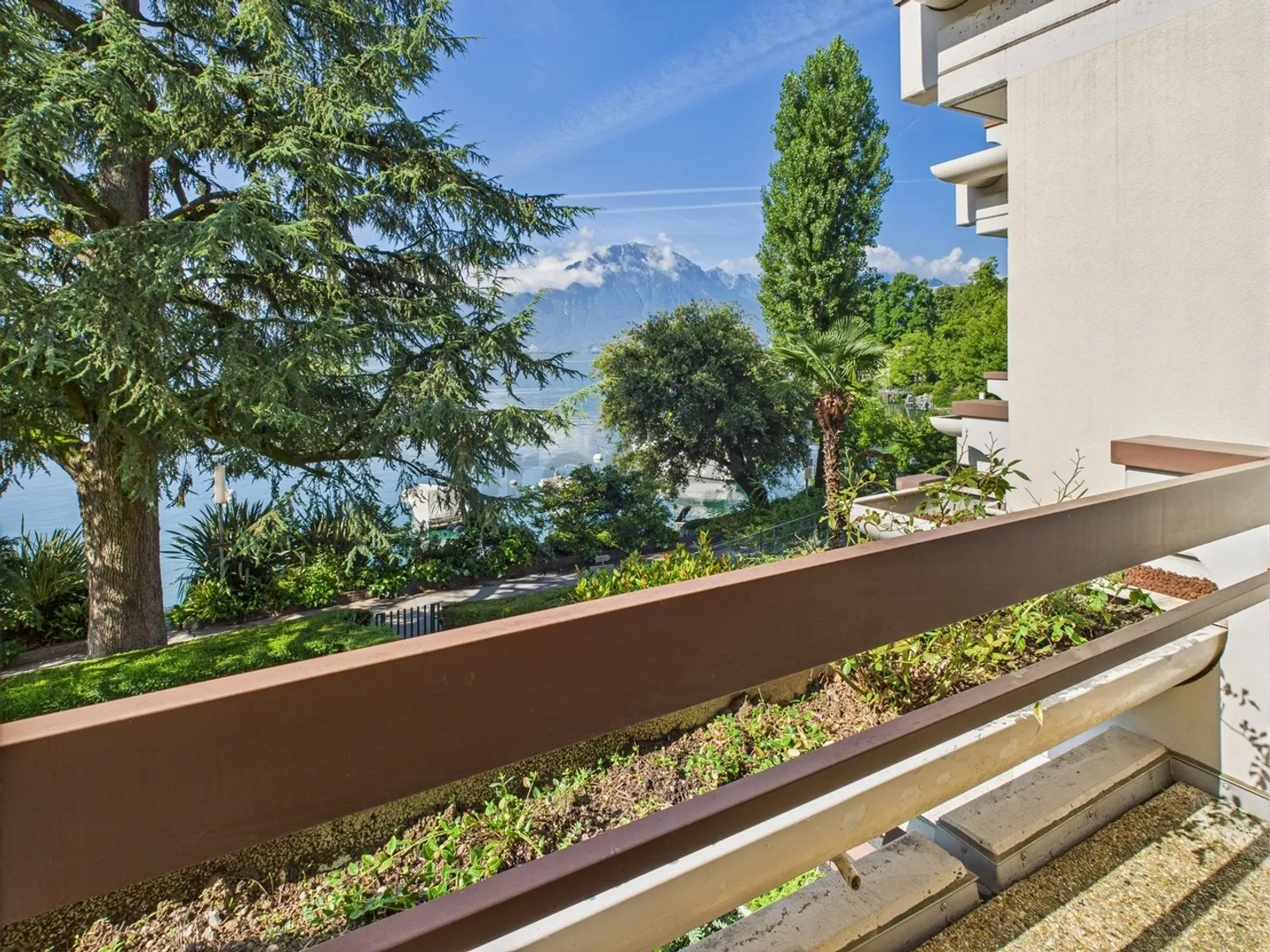 Prächtige 3.5-Zimmer-Wohnung mit Panoramablick in Montreux - Foto 10 von 12