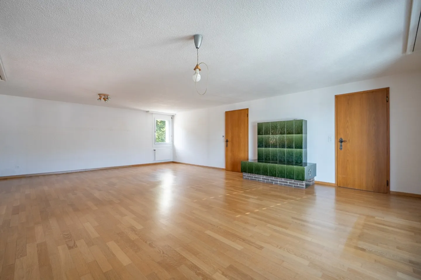 Maison individuelle de 7,5 pièces avec jardin et vue sur le Säntis - objet de rénovation - Photo 4 sur 13