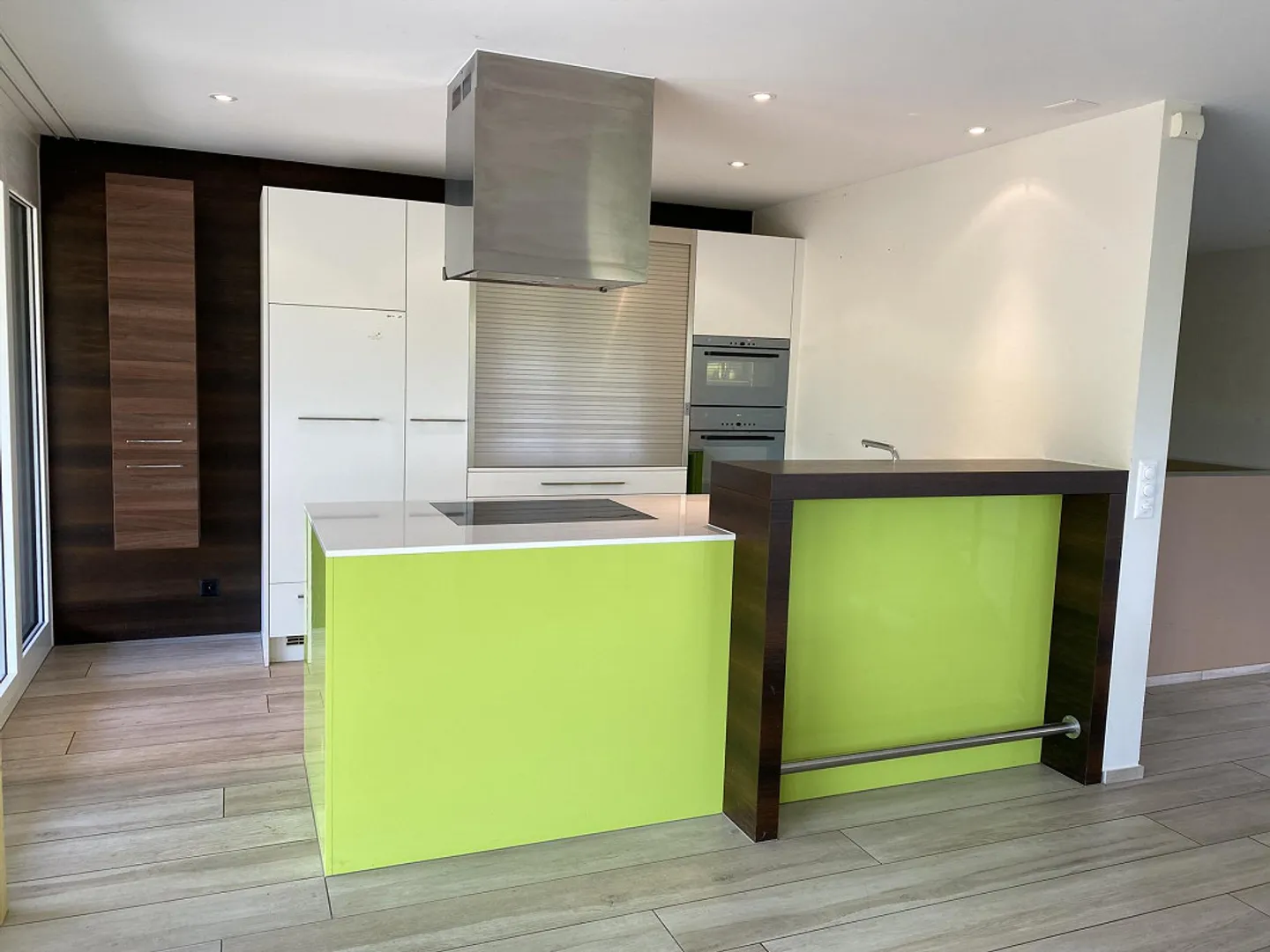Belle appartement de jardin 3.5 avec patio couvert et salle de loisirs - Photo 2 sur 26
