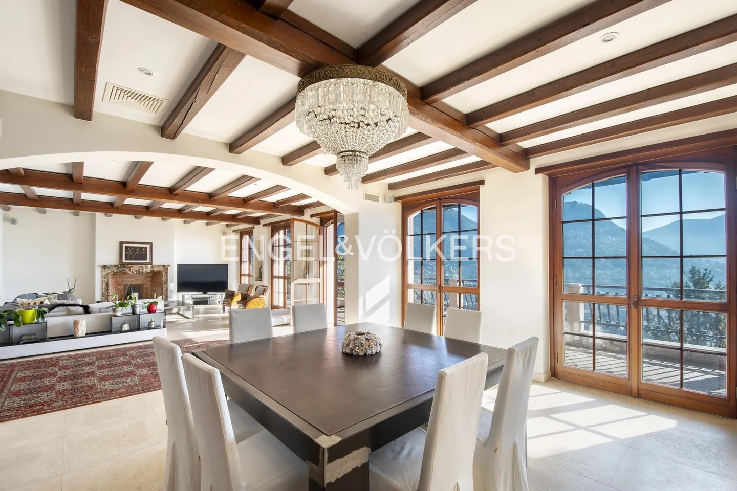 Villa prestigieuse avec vue imprenable - Photo 3 sur 13