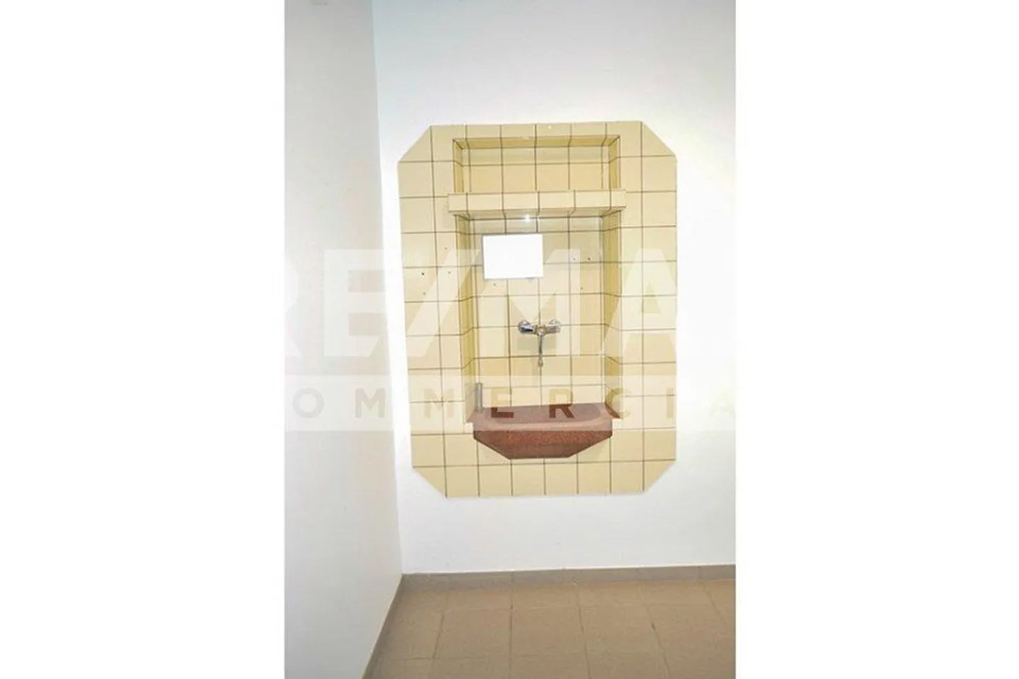 Ausstellungsraum, Lokal oder Büro - Foto 8 von 12