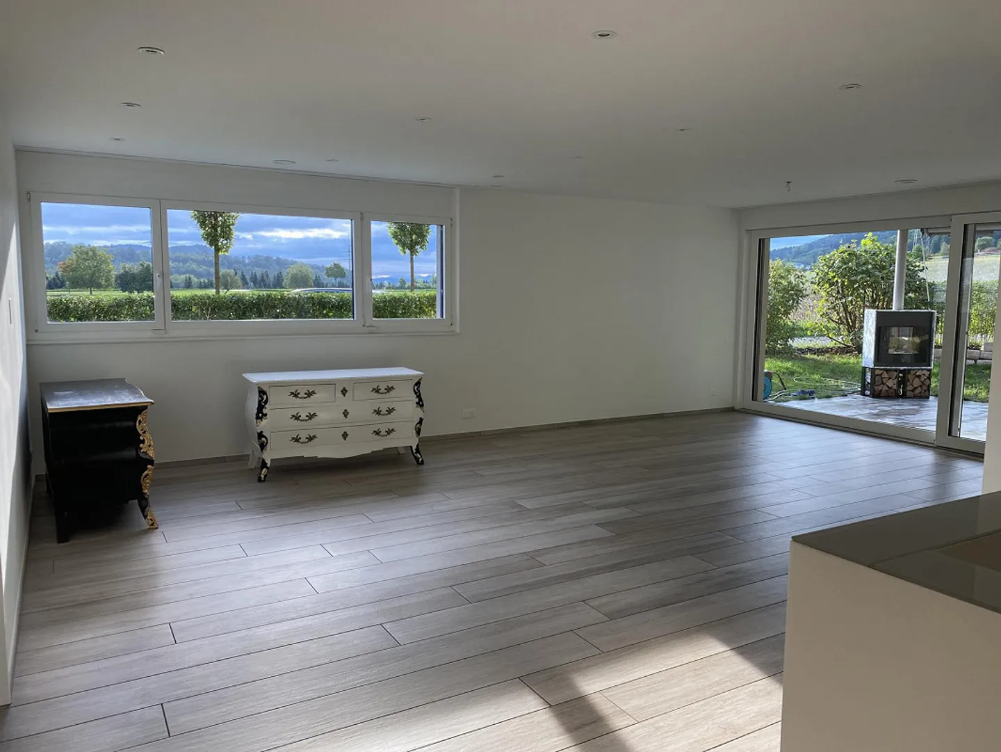 Belle appartement de jardin 3.5 avec patio couvert et salle de loisirs - Photo 3 sur 26