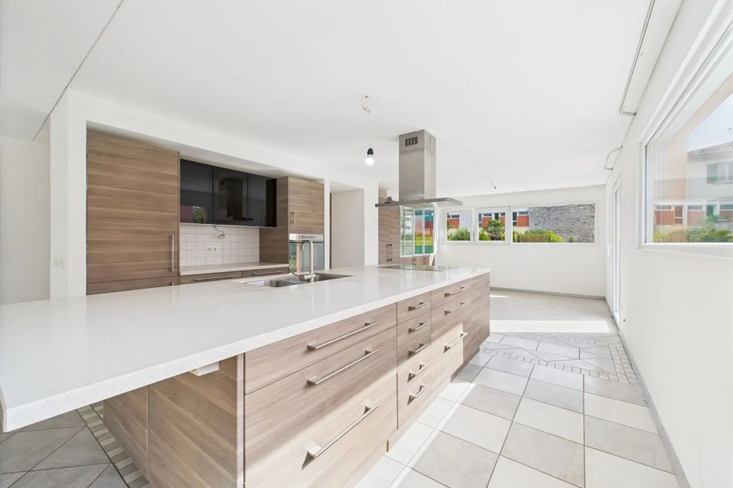 Row House with Garden in Ligornetto Mendrisio - Photo 3 of 13