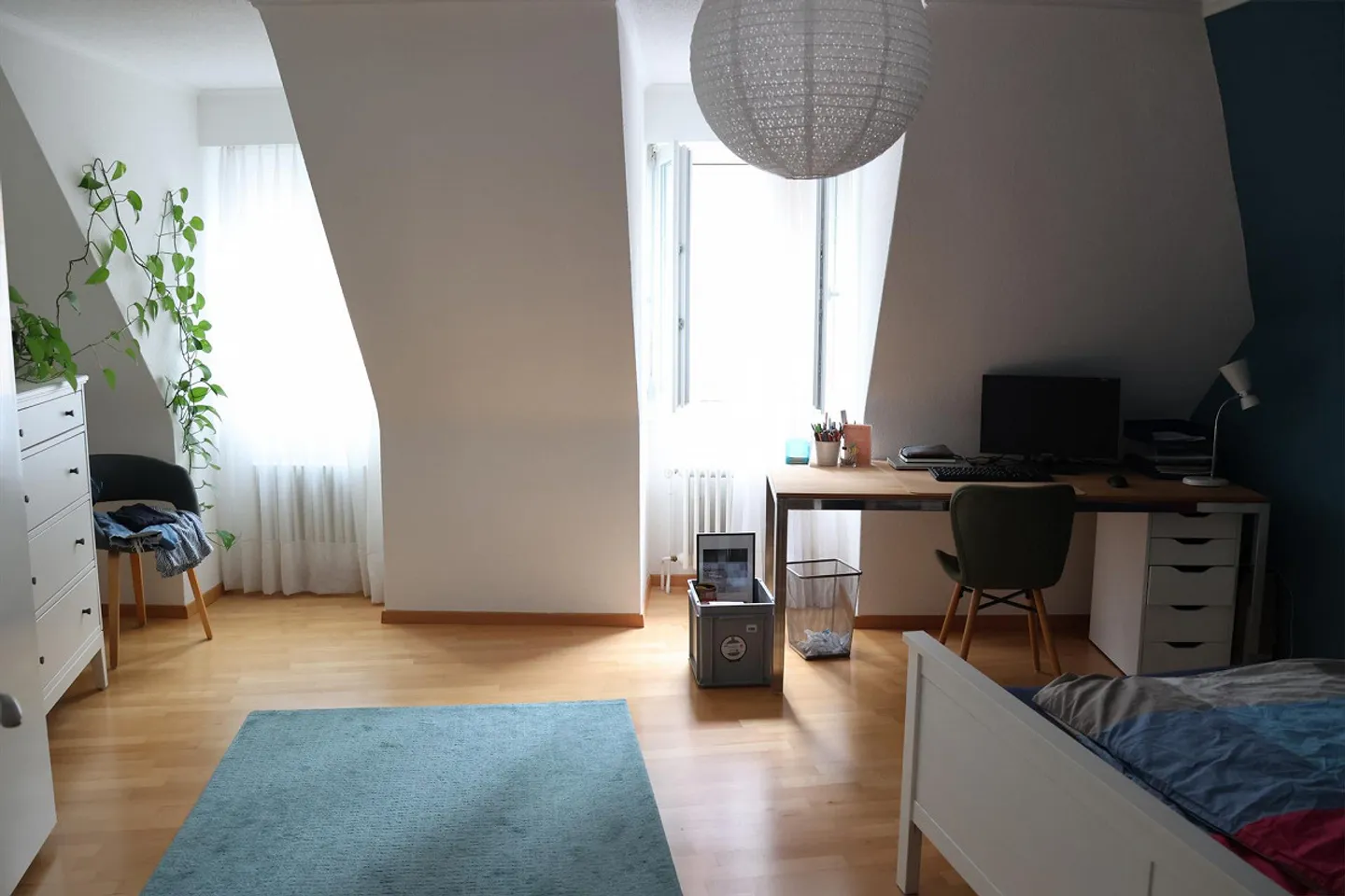 Appartement sous les combles confortable au cœur de la vieille ville de Zofingen - Photo 3 sur 8