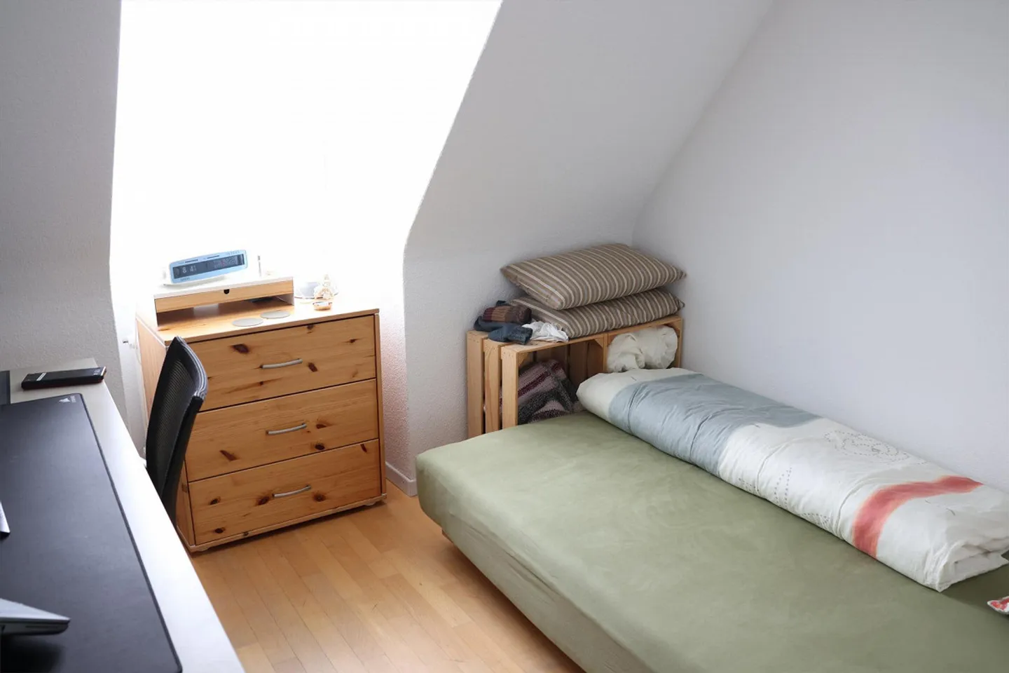 Appartement sous les combles confortable au cœur de la vieille ville de Zofingen - Photo 6 sur 8