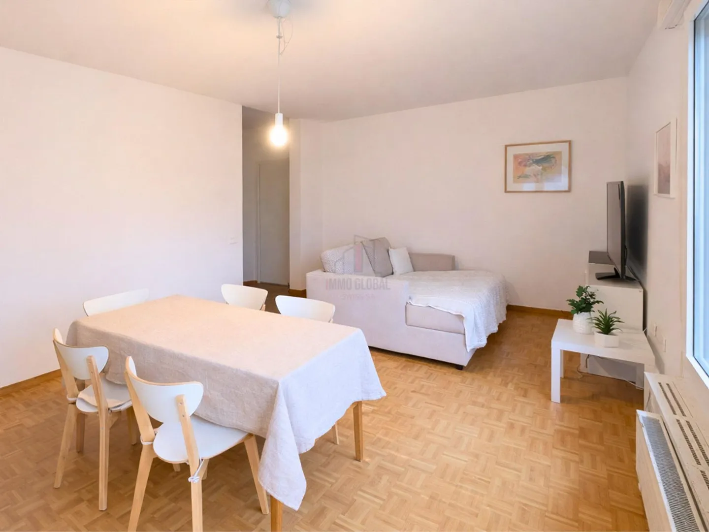 GREAT OPPORTUNITY WITH GUARANTEED INCOME IN EXCLUSIVE AREA - Photo 3 of 13