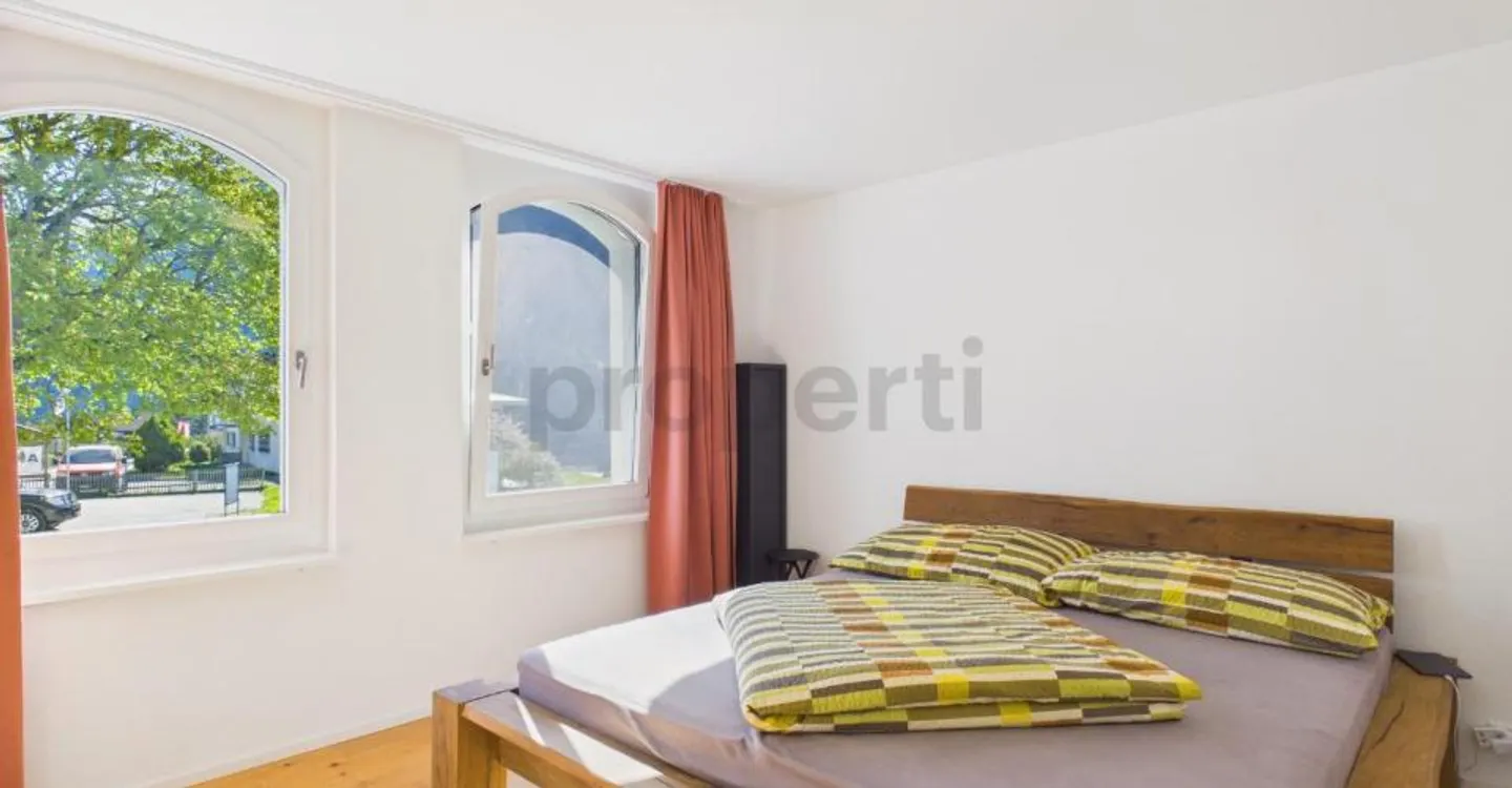 Appartement moderne de 2,5 pièces avec grand balcon à Rabius - Photo 7 sur 12