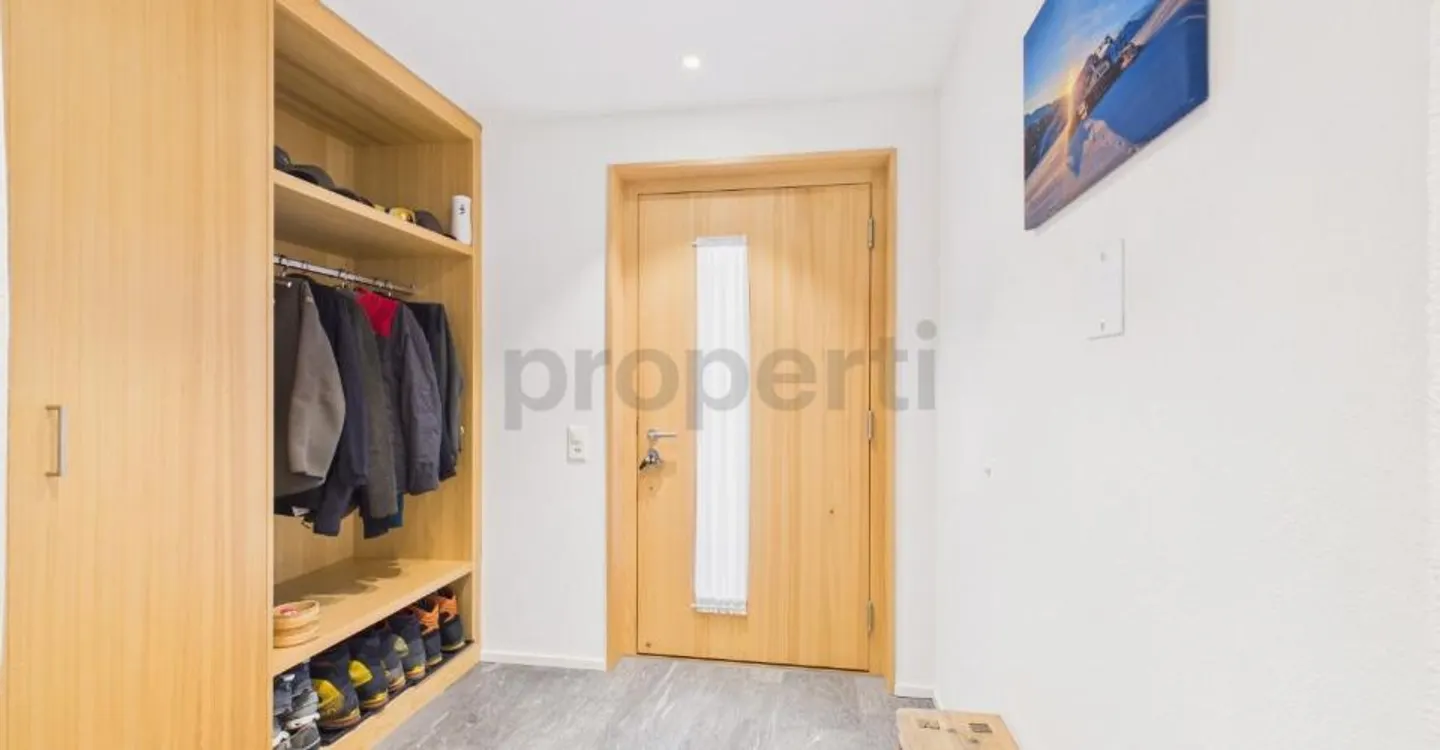 Appartement moderne de 2,5 pièces avec grand balcon à Rabius - Photo 9 sur 12