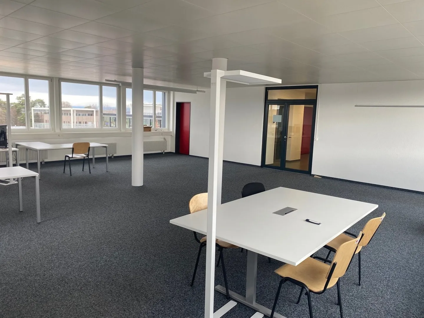 Spazi per uffici moderni a Düdingen - Foto 3 di 6