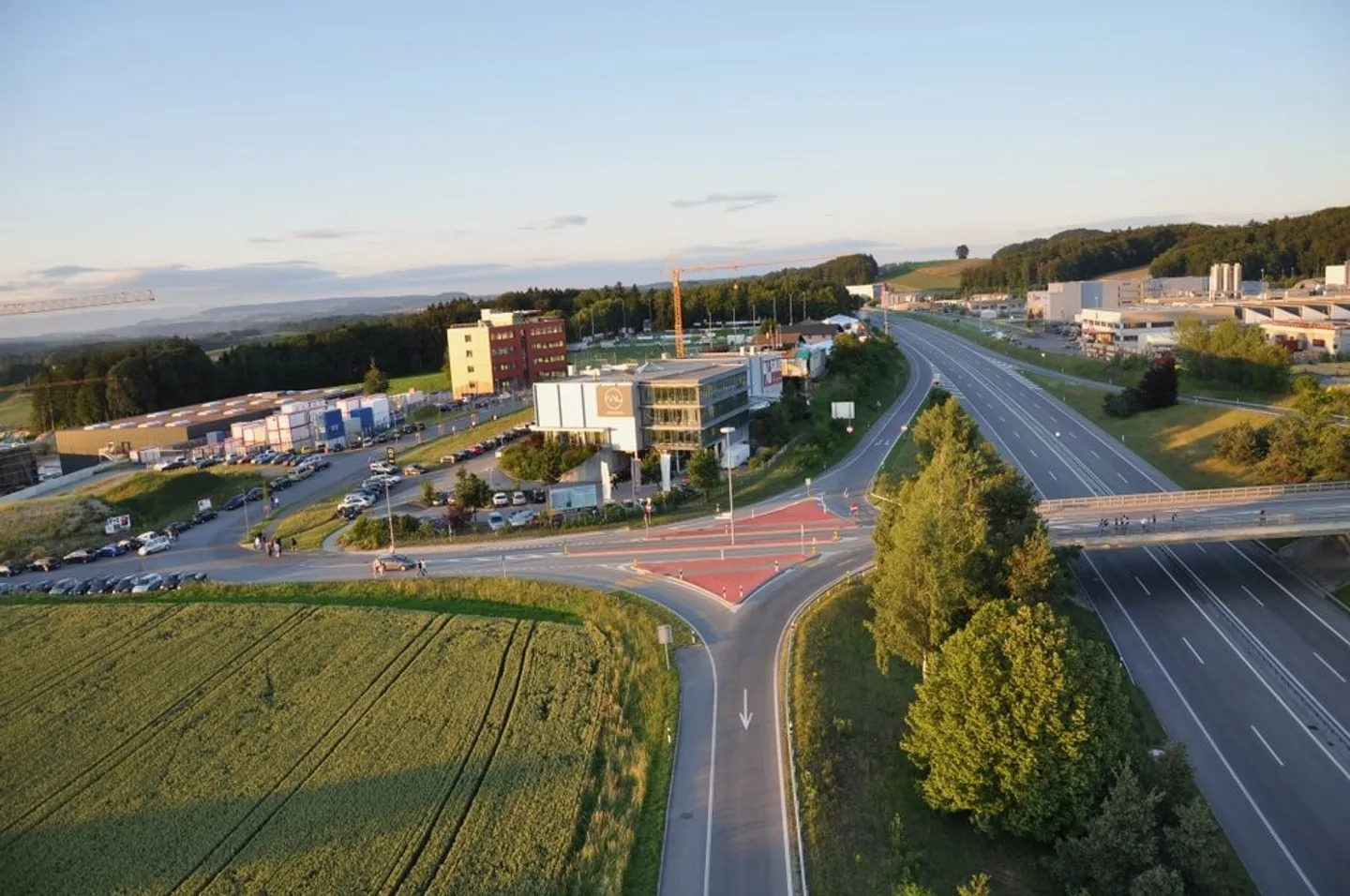 Spazi per uffici moderni a Düdingen - Foto 6 di 6