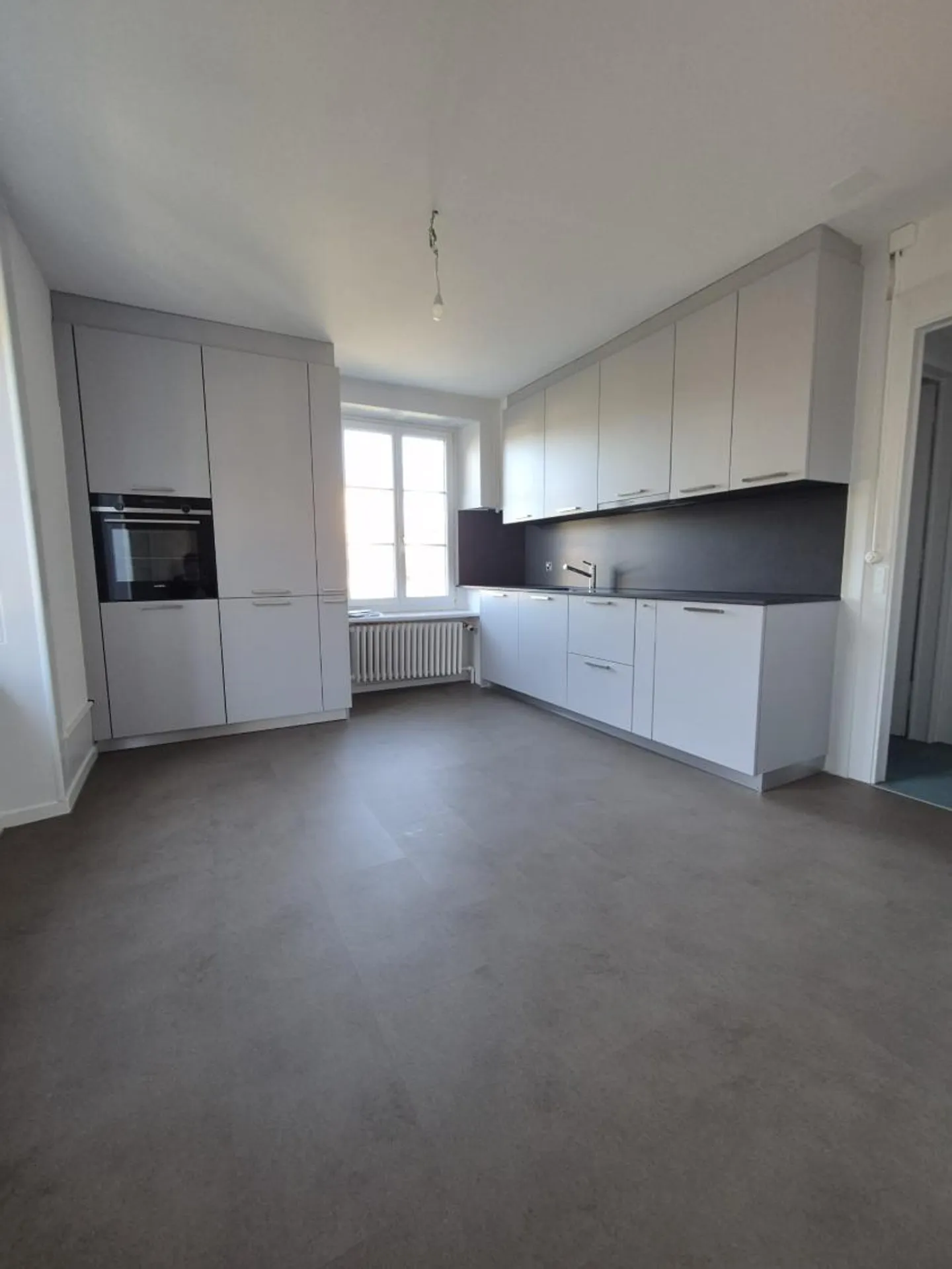 Appartement au 2ème étage avec 5,5 pièces rénové - Photo 1 sur 9