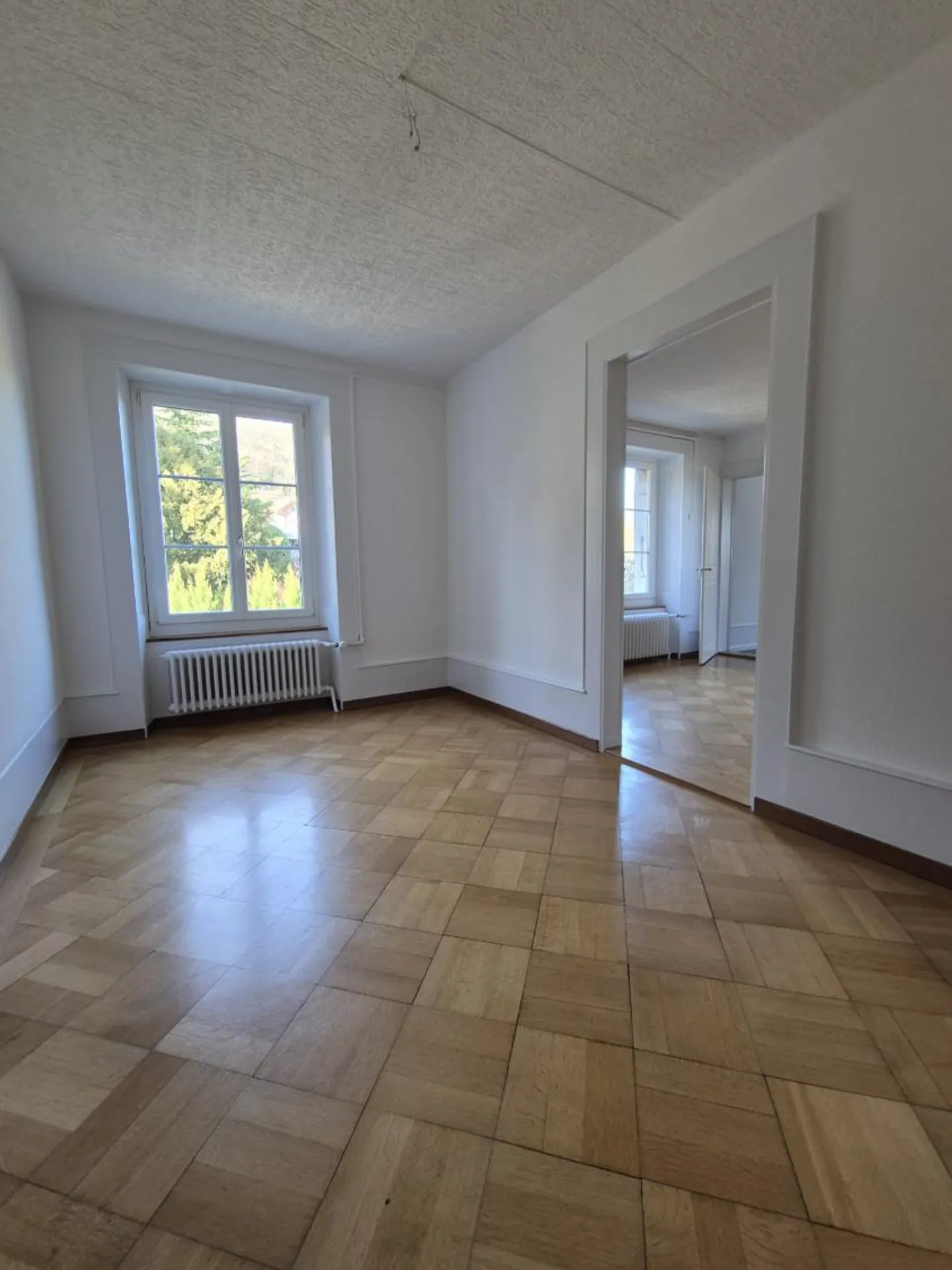 Appartement au 2ème étage avec 5,5 pièces rénové - Photo 3 sur 9