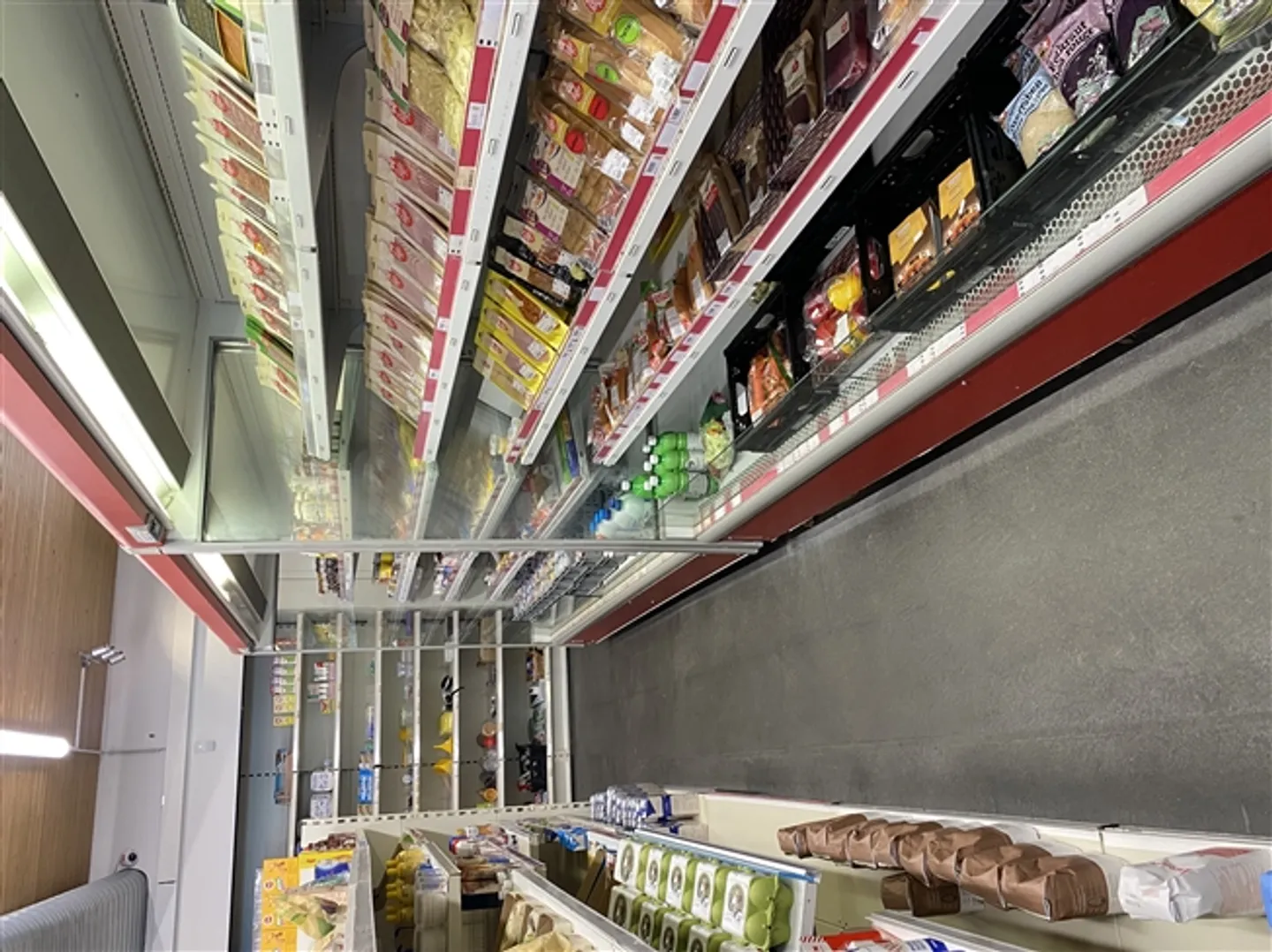 Supermercato in vendita al miglior offerente - Foto 9 di 15