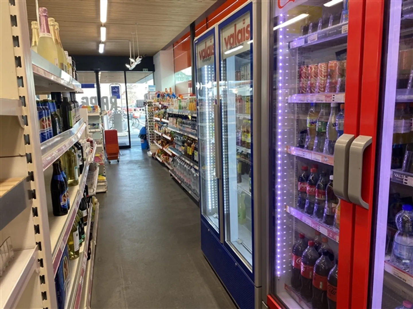 Supermercato in vendita al miglior offerente - Foto 8 di 15