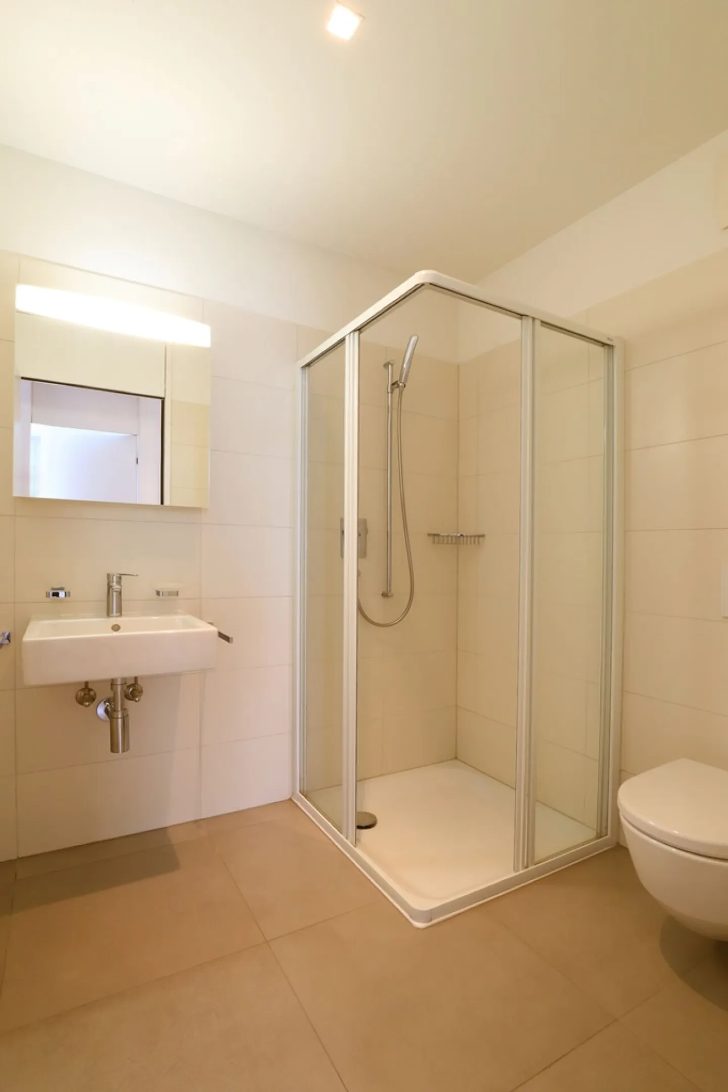 Appartamento luminoso a Losone - Foto 7 di 11