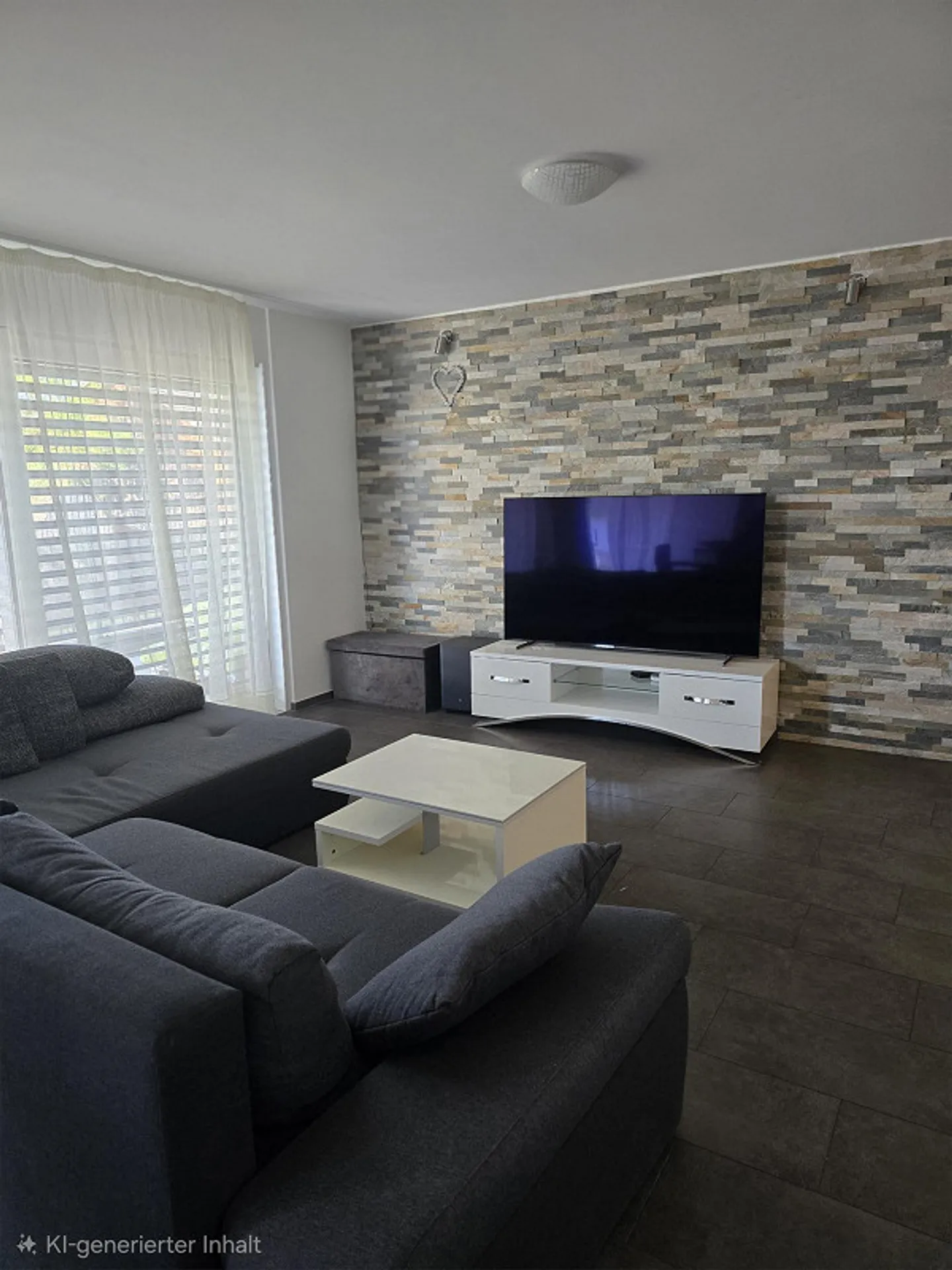 Appartement spacieux de 4,5 pièces - Photo 3 sur 13