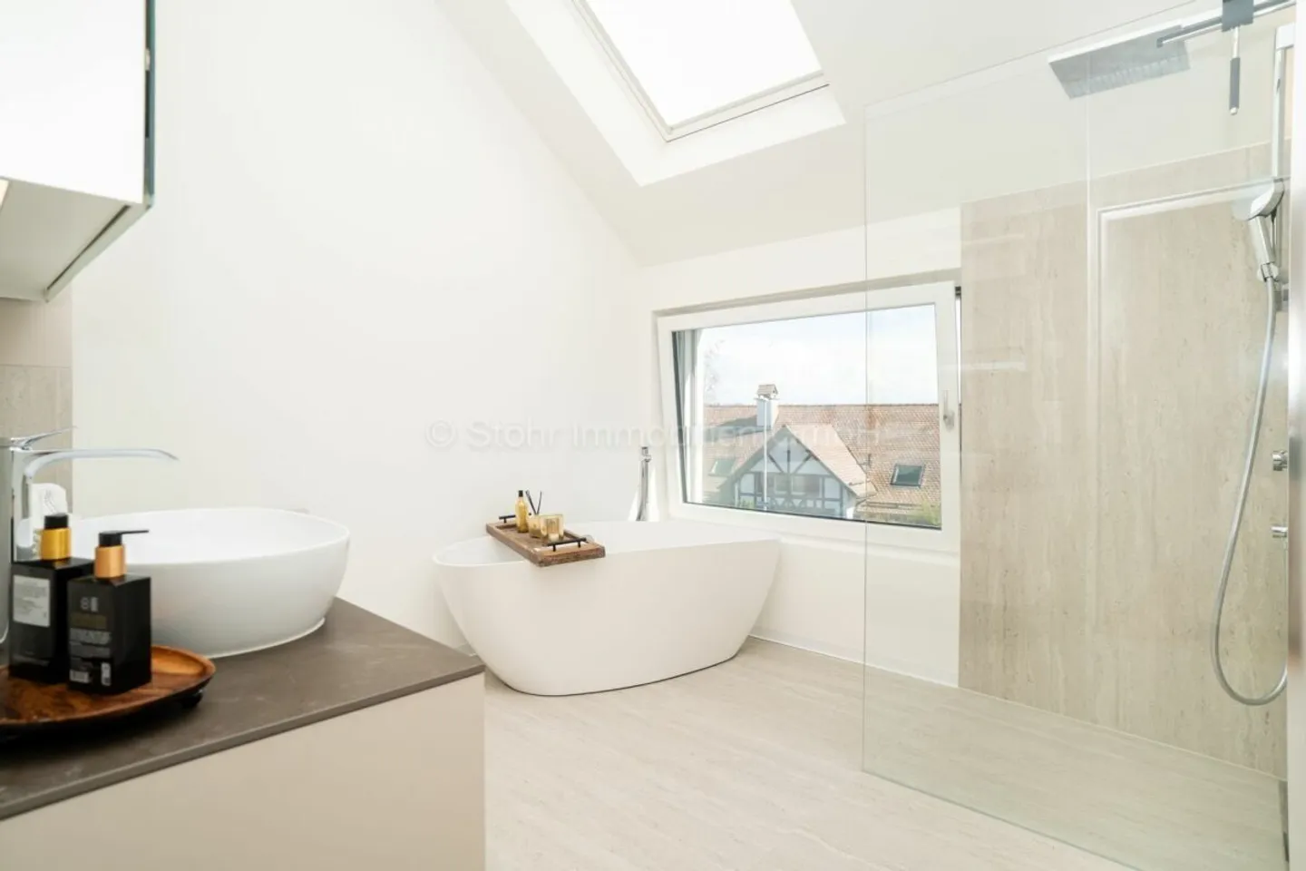 Maison familiale moderne - Photo 11 sur 37