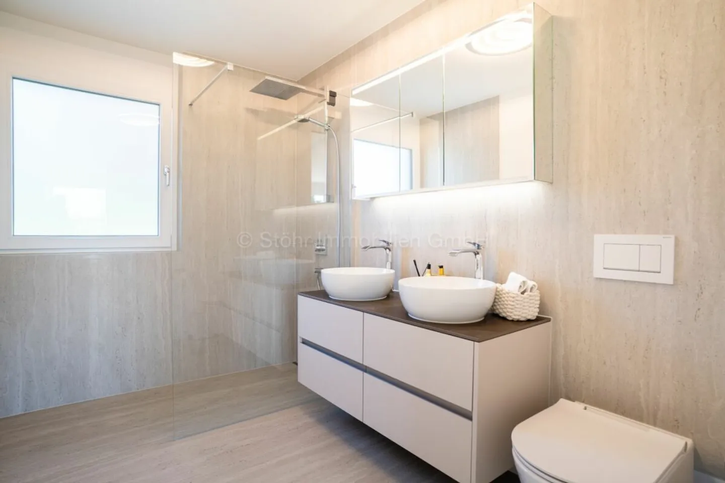Maison familiale moderne - Photo 7 sur 37