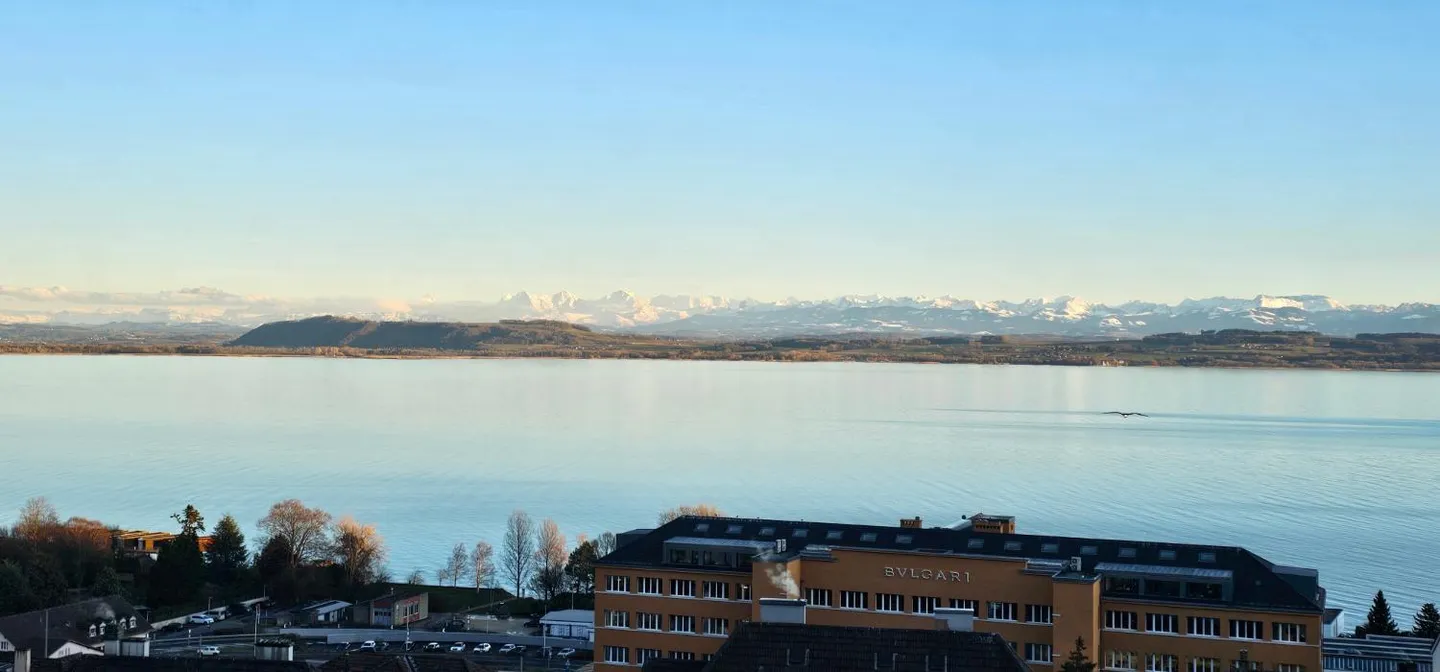 4-room apartment - Photo 1 of 8