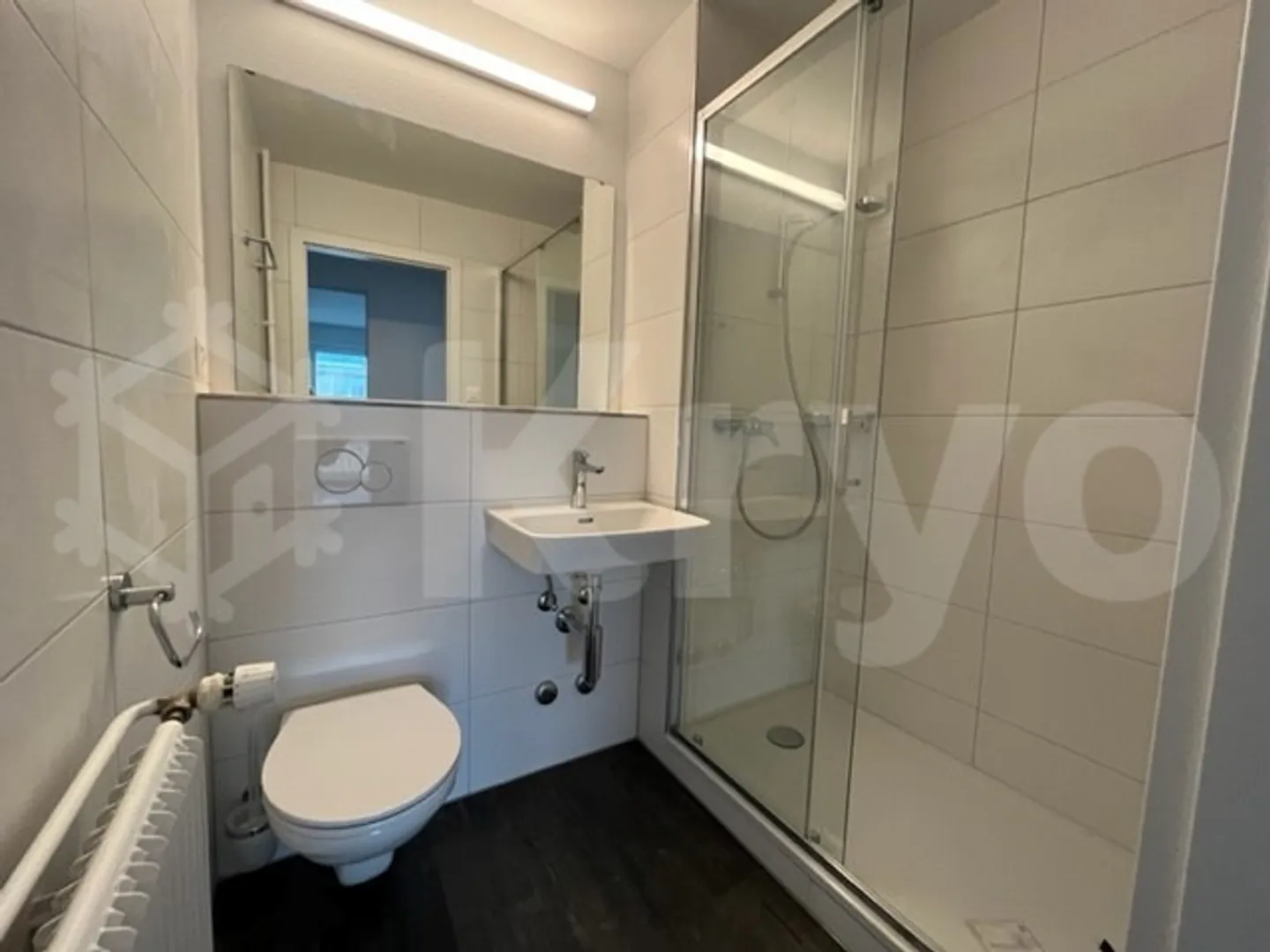Pretty 2.5 modern rooms, close to amenities - Photo 4 of 4