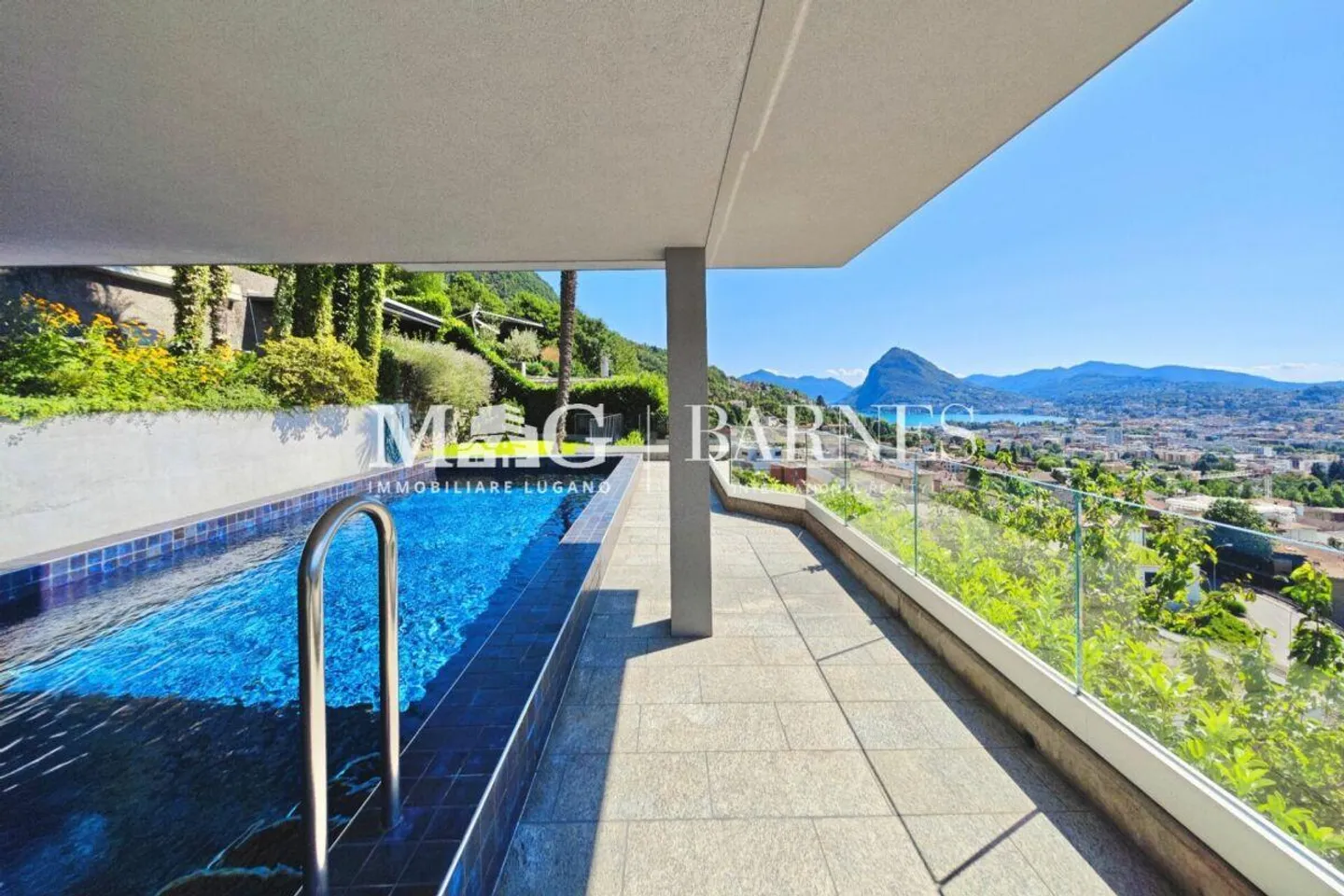 Villa con piscina e vista lago a Lugano Pregassona - Foto 11 di 15