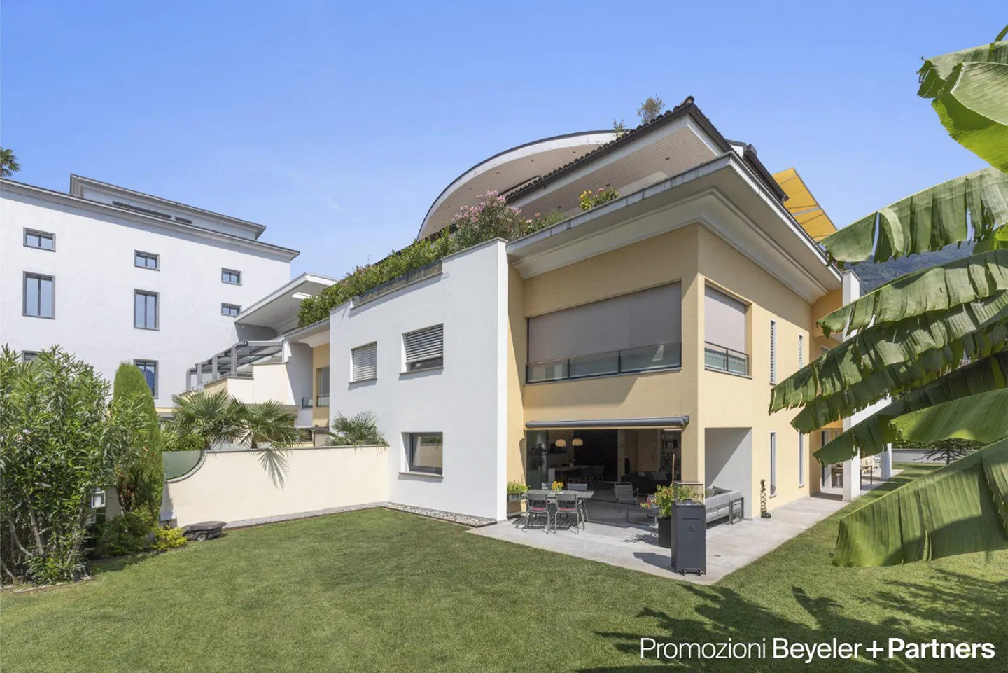 Fantastic garden apartment with 2nd residence, close to the lake and city center - Photo 1 of 20