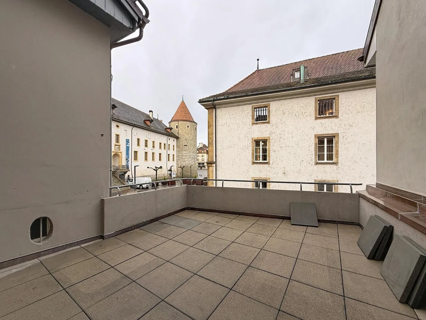 2,5-Zimmer-Wohnung im 1. Stock - Foto 1 von 6