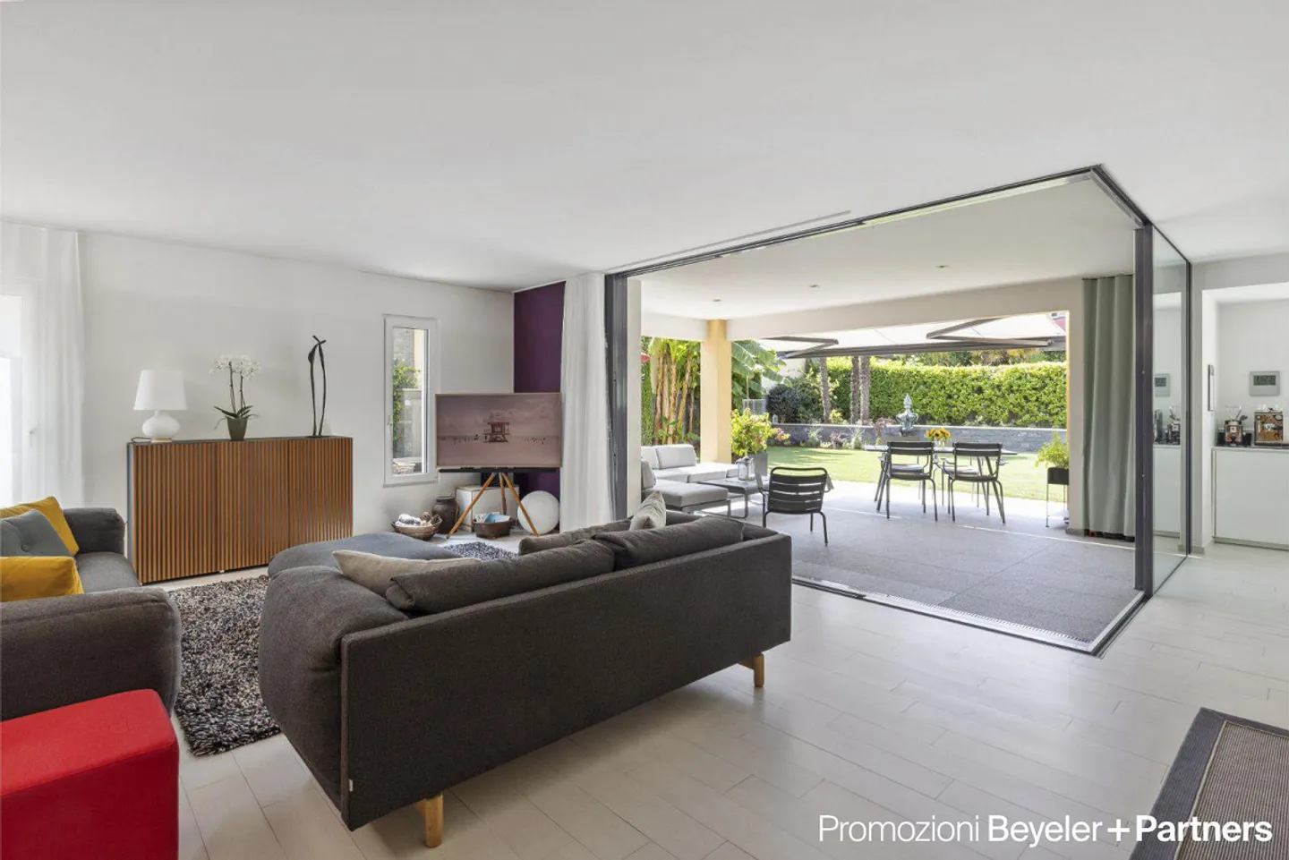 Fantastic garden apartment with 2nd residence, close to the lake and city center - Photo 2 of 20