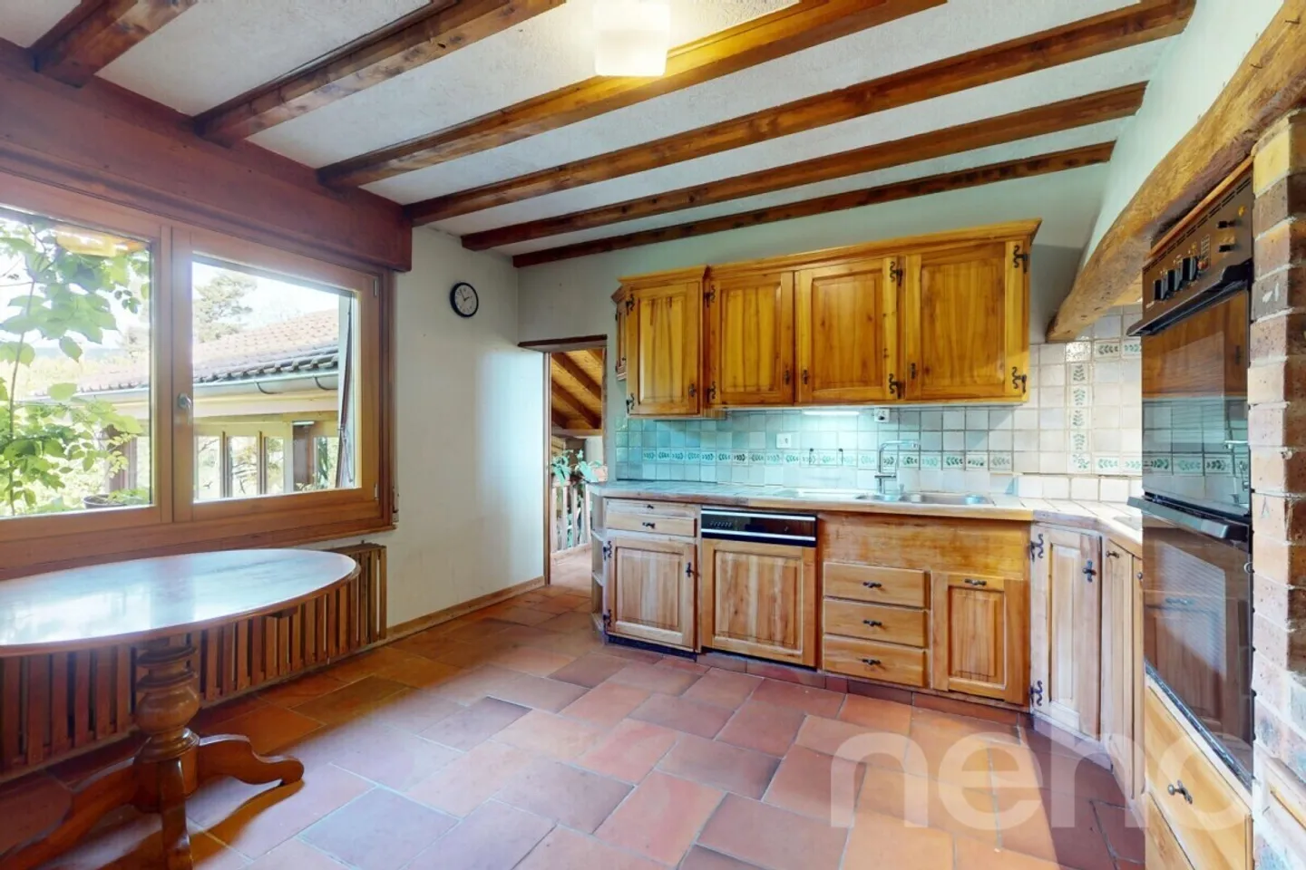 Grande casa con piscina, annessi, chalet e grande potenziale - Foto 7 di 13