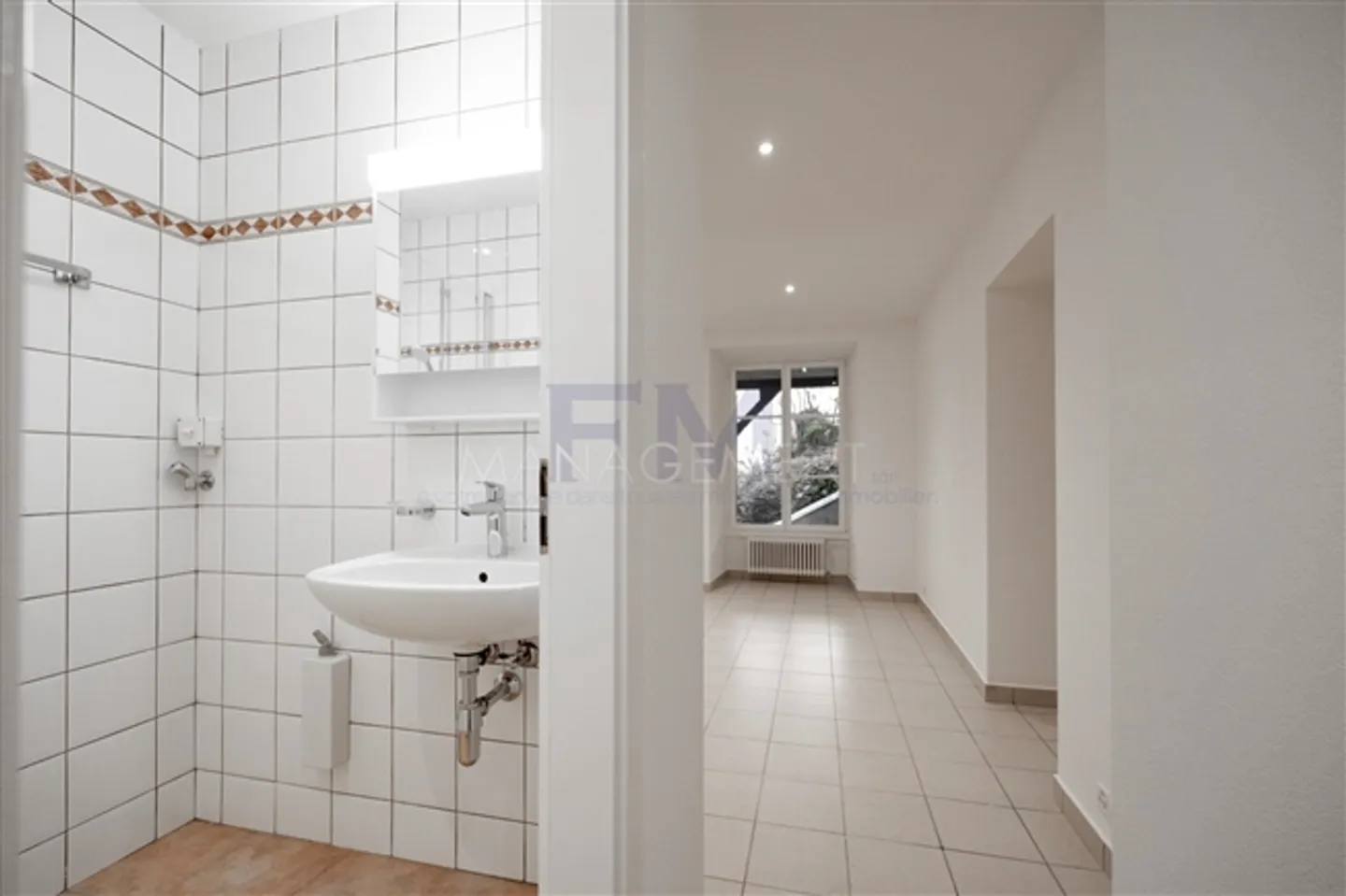 Saint Jean, rue du Belvédère, appartement 2 pièces au sous-sol, env. 44 m² - Photo 6 sur 9