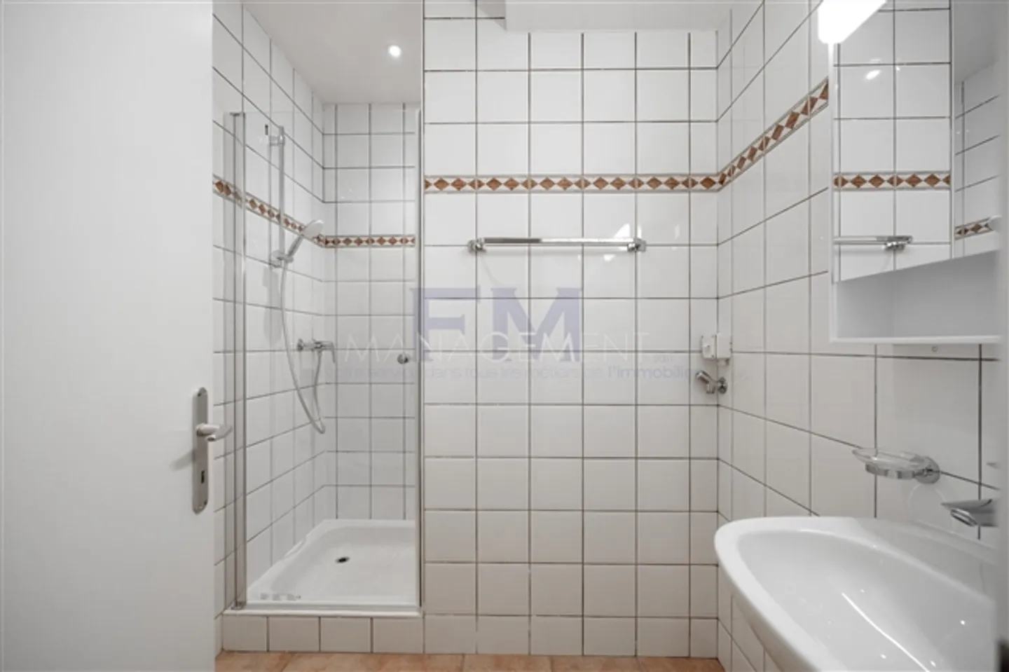 Saint Jean, rue du Belvédère, appartement 2 pièces au sous-sol, env. 44 m² - Photo 7 sur 9