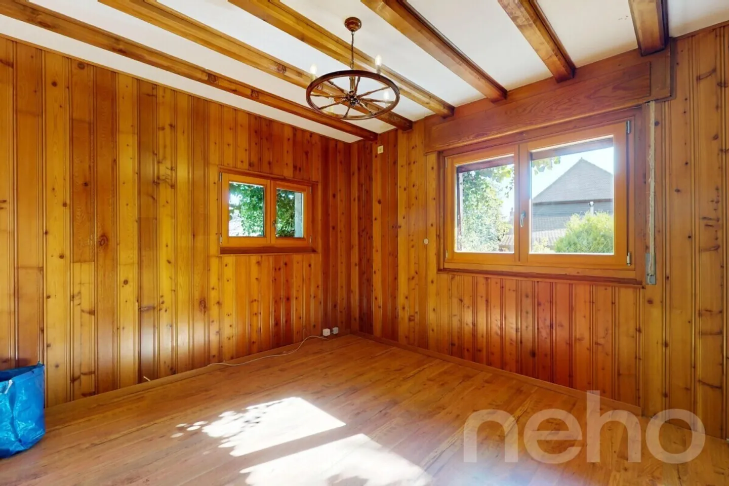 Grande casa con piscina, annessi, chalet e grande potenziale - Foto 12 di 13