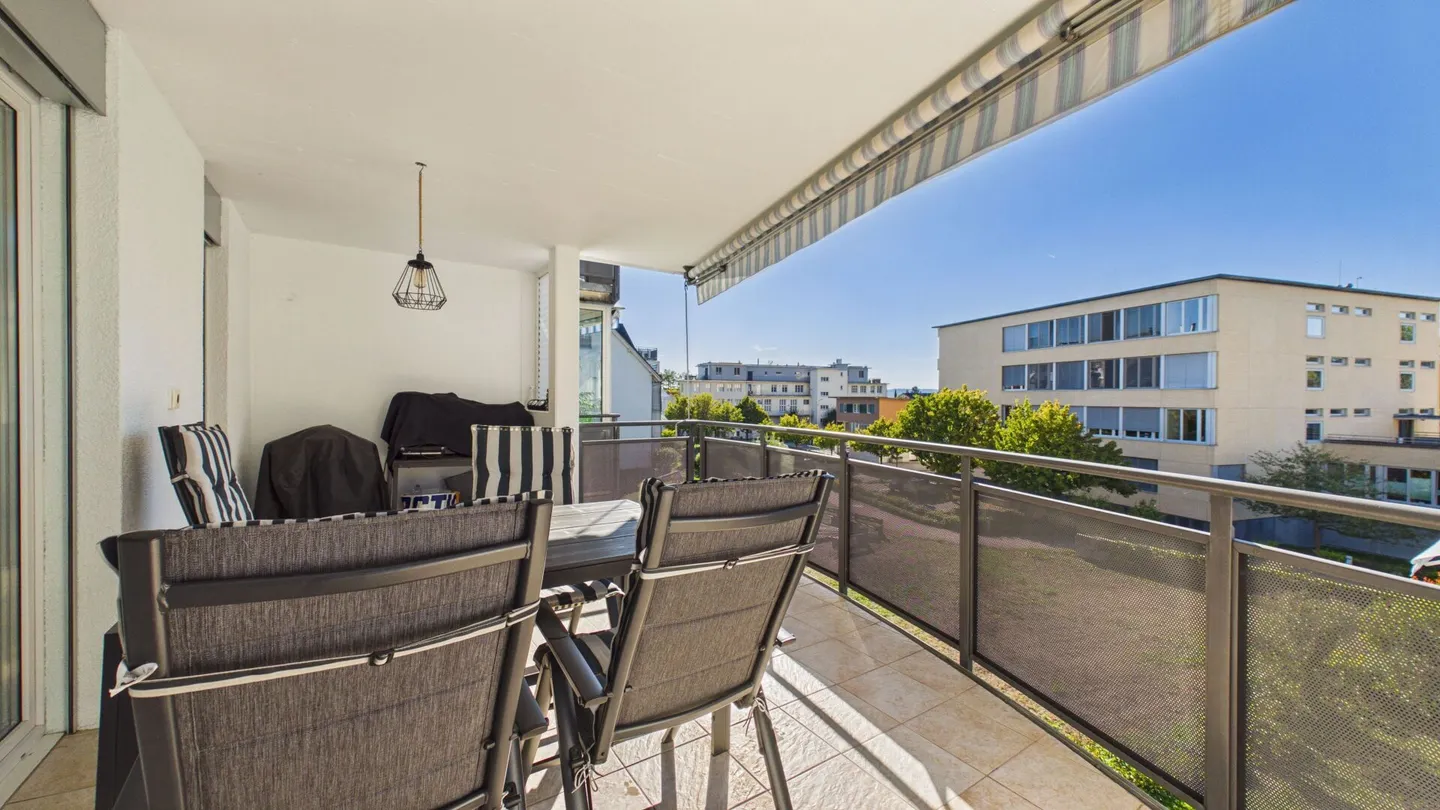 Vivere con tranquillità e comfort - 3,5 stanze con balcone soleggiato - Foto 12 di 13