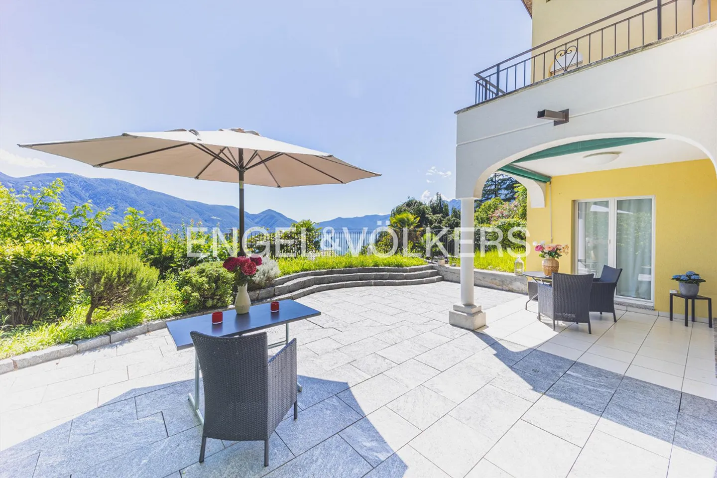 Vivere con vista? La tua casa sul Lago Maggiore - Foto 1 di 17