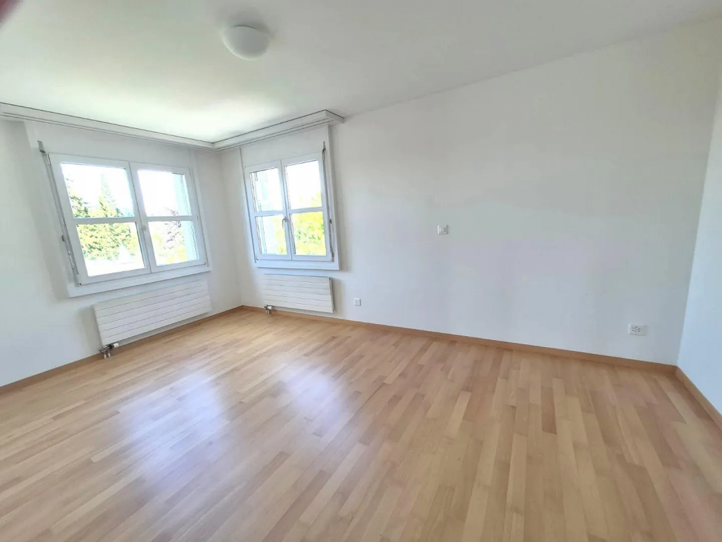 Central, cozy 2-room apartment with a view of greenery - Photo 5 of 7