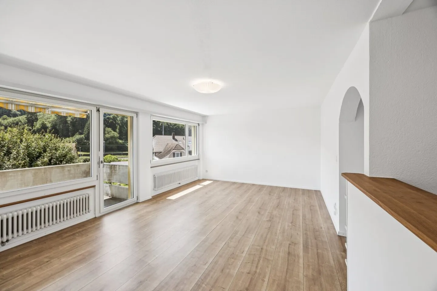 Appartamento affascinante con 2 camere in una posizione ben collegata - Foto 1 di 6