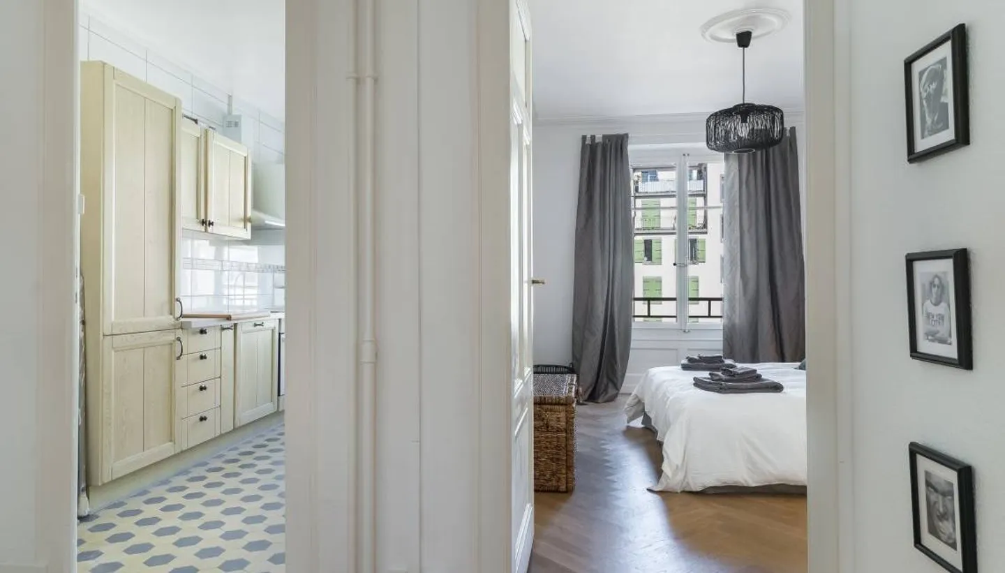Incantevole appartamento con 1 camera da letto e balcone nel vivace Charmilles, Ginevra - Foto 6 di 7