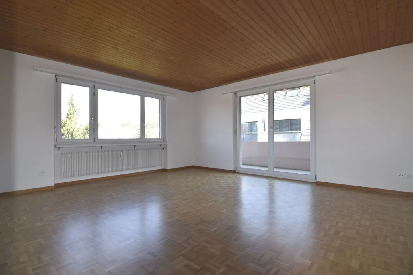 Appartement 4.5 pièces au bord de l'Untersee près de l'école - Photo 3 sur 9